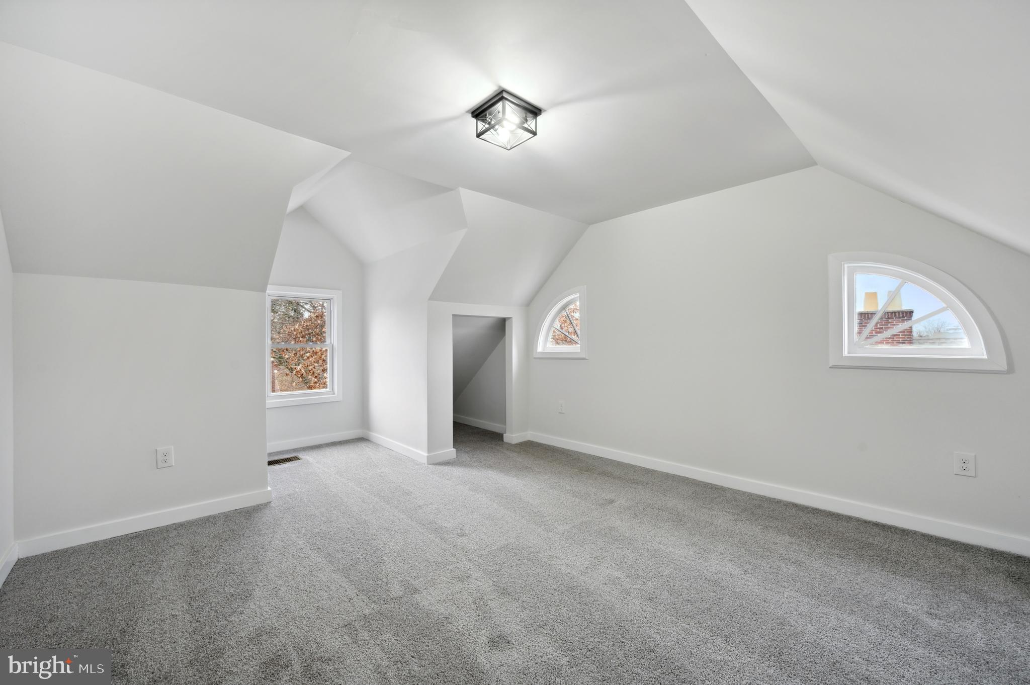 BEVERLY HILLS - Residential