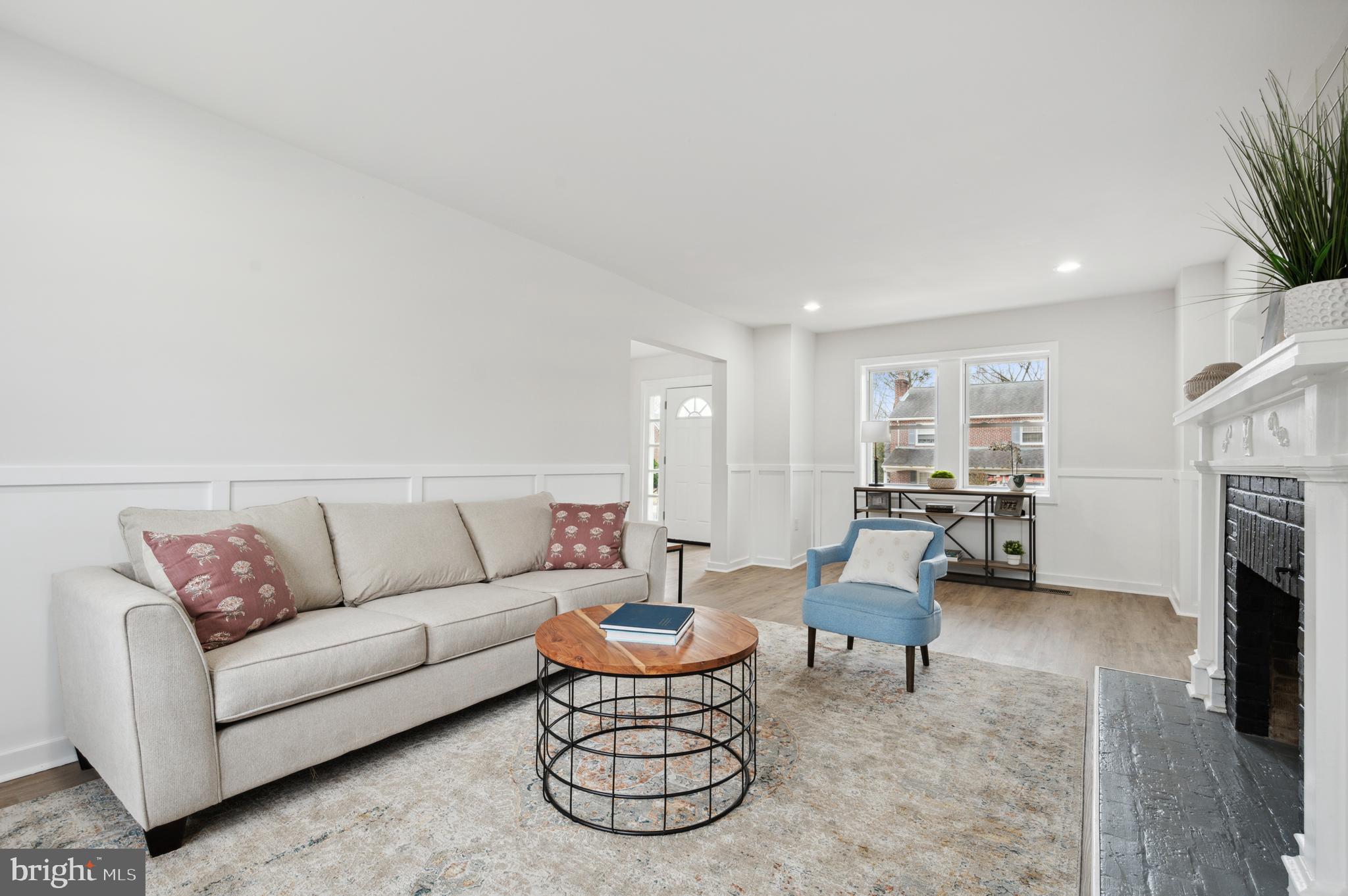 BEVERLY HILLS - Residential