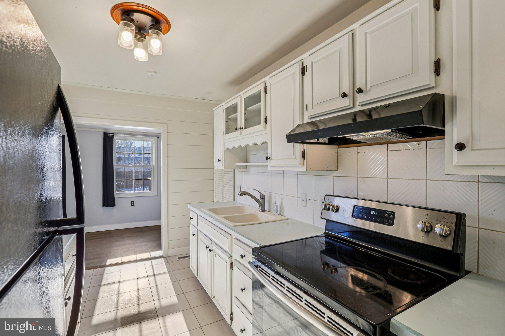 HAMPDEN GARDENS - Residential