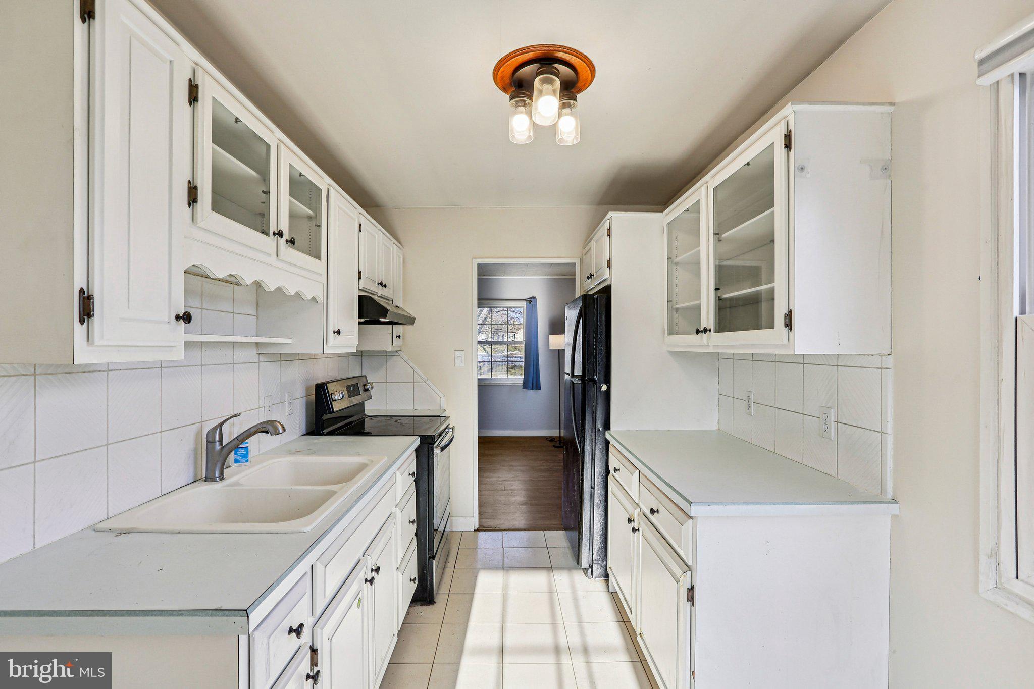 HAMPDEN GARDENS - Residential