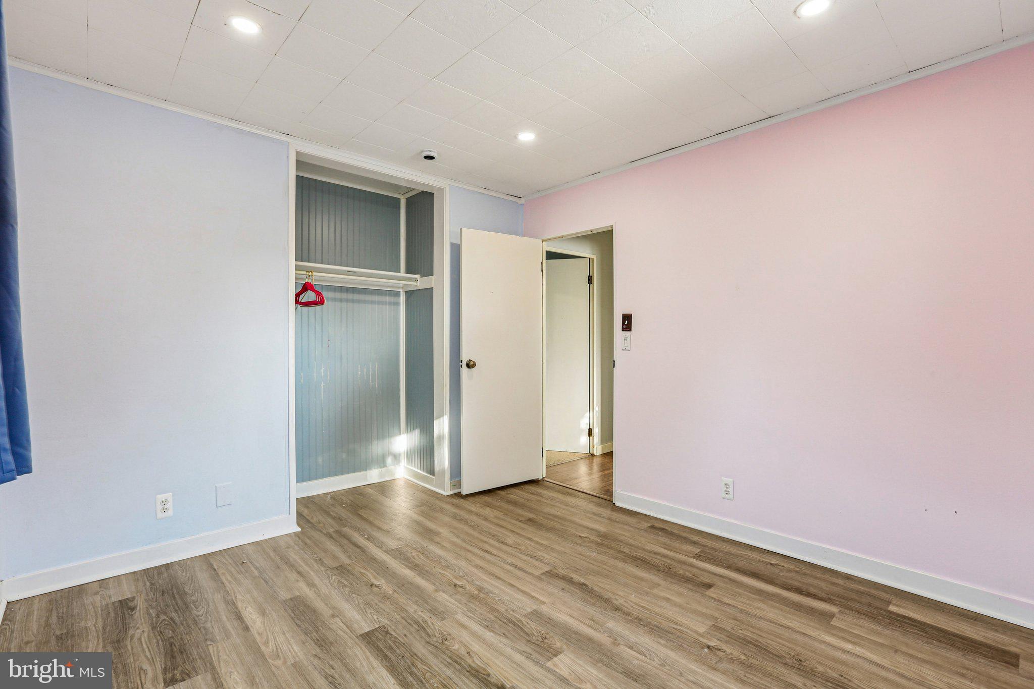 HAMPDEN GARDENS - Residential