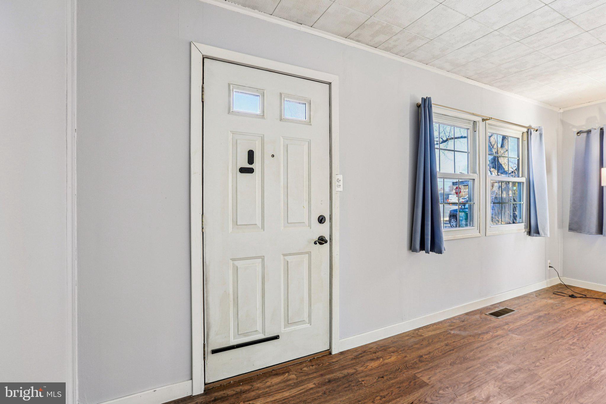 HAMPDEN GARDENS - Residential