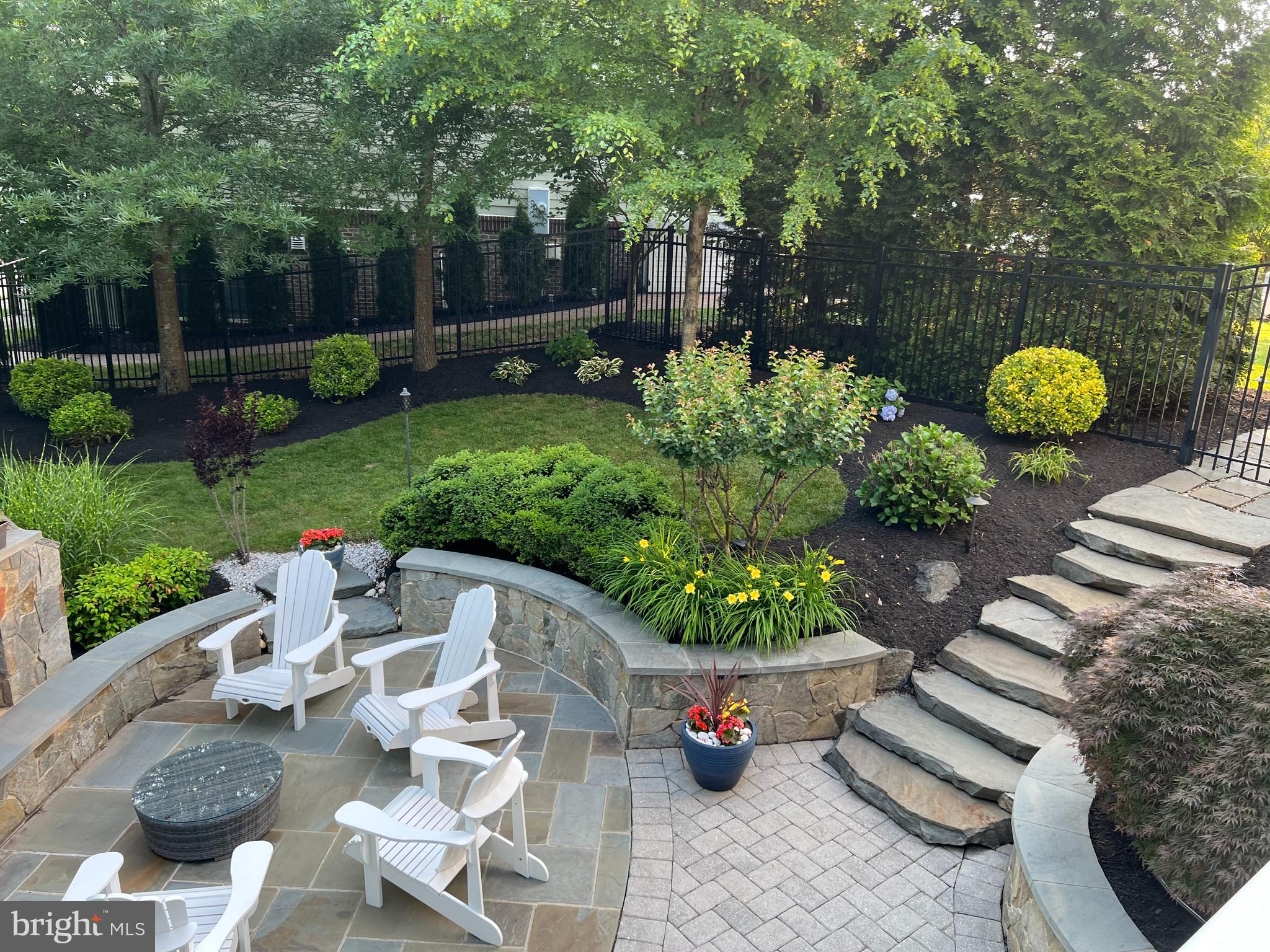 OAKCREST FARMS - Residential