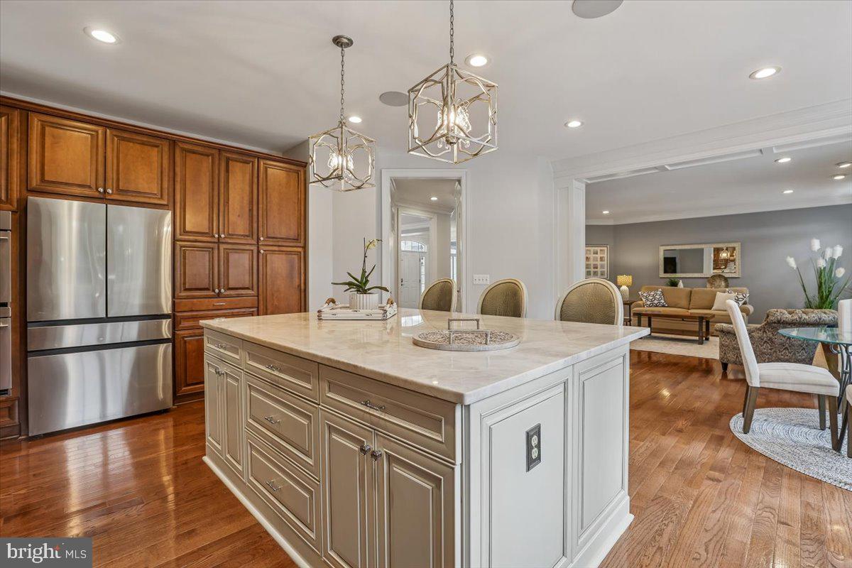 OAKCREST FARMS - Residential