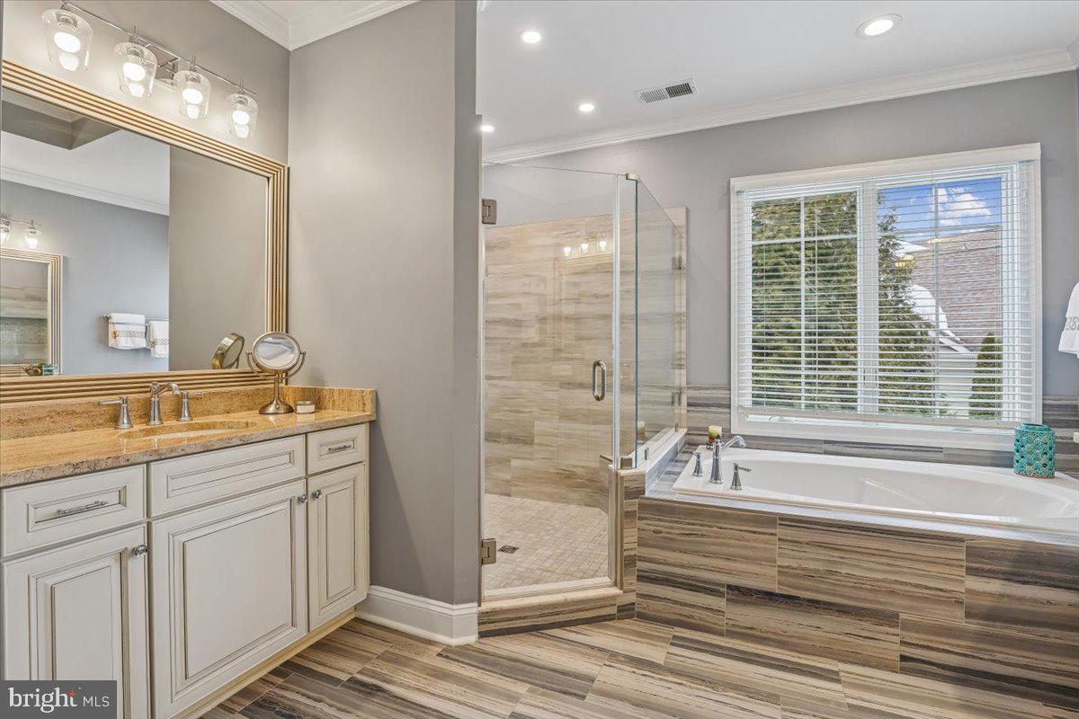 OAKCREST FARMS - Residential