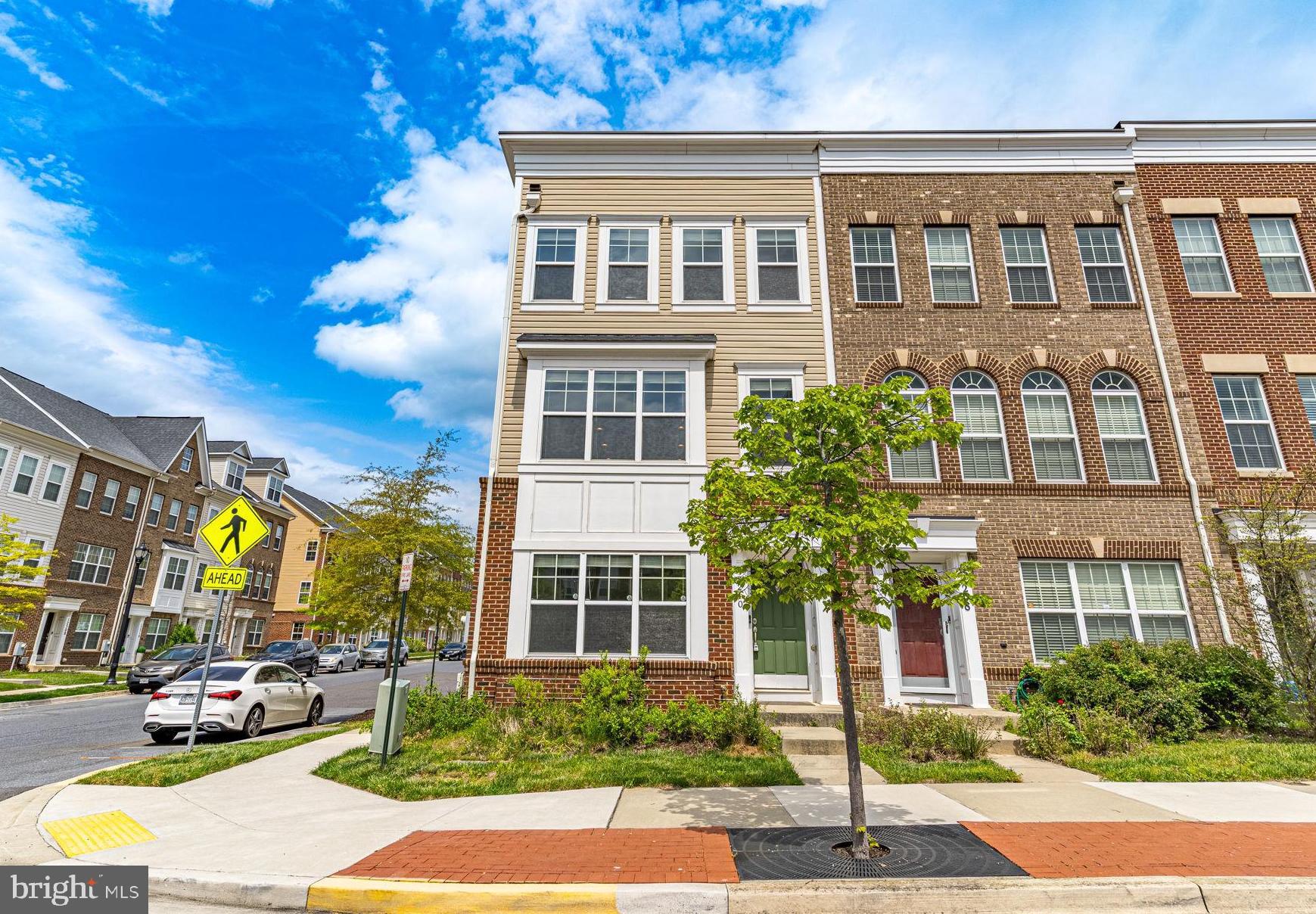 BRICK YARD STATION - Residential