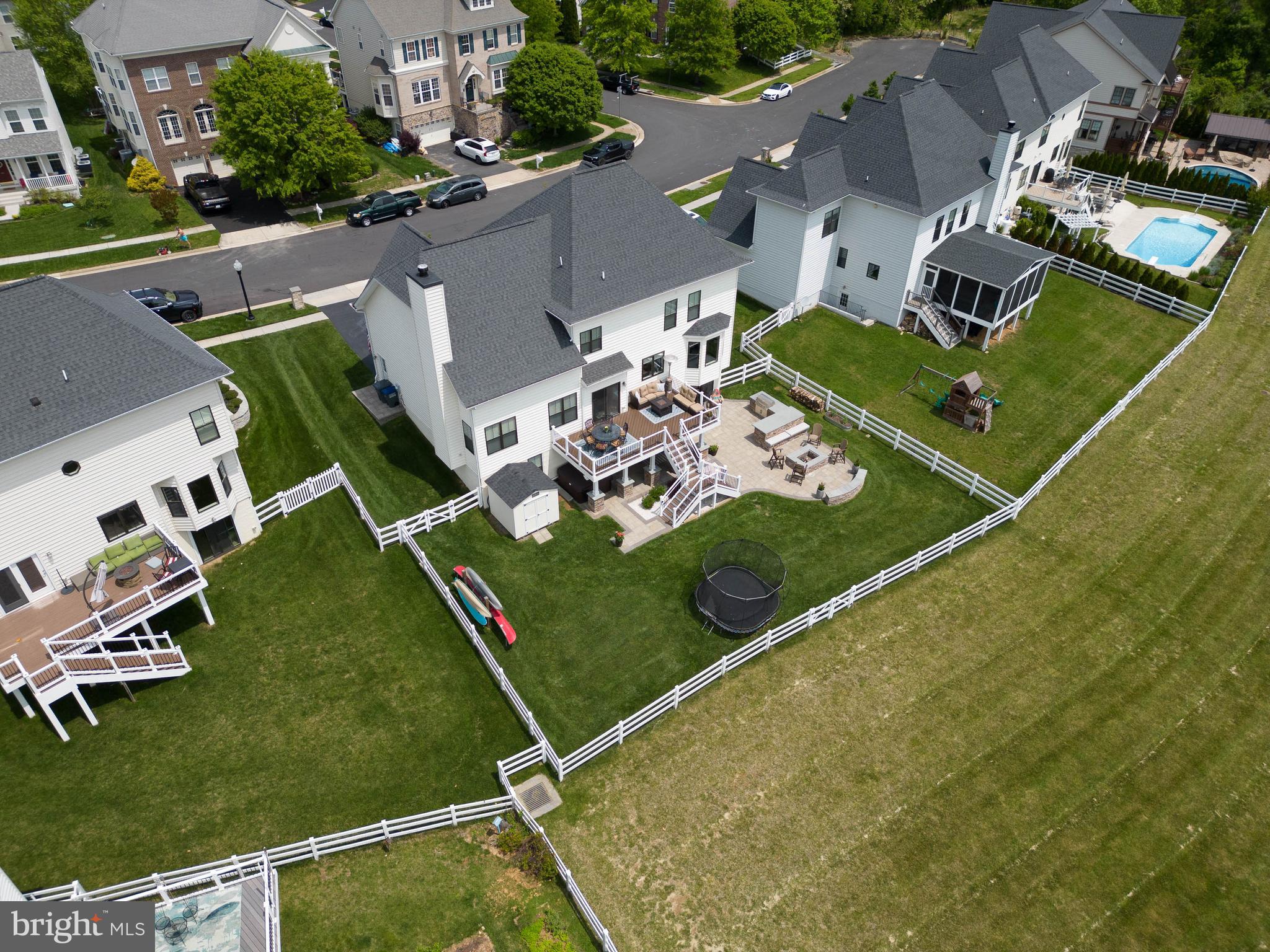 LAKE POINT ROUND HILL - Residential