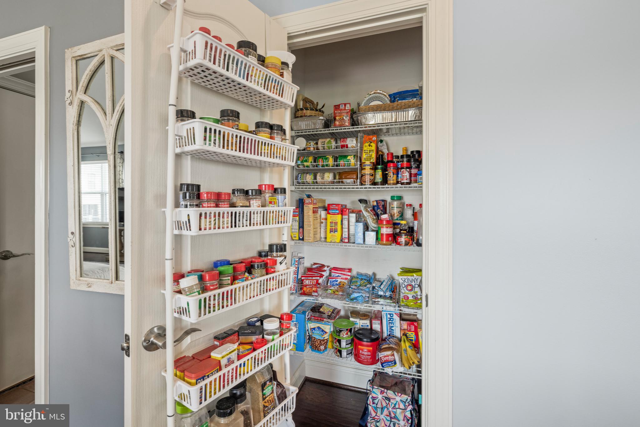 LAKE POINT ROUND HILL - Residential