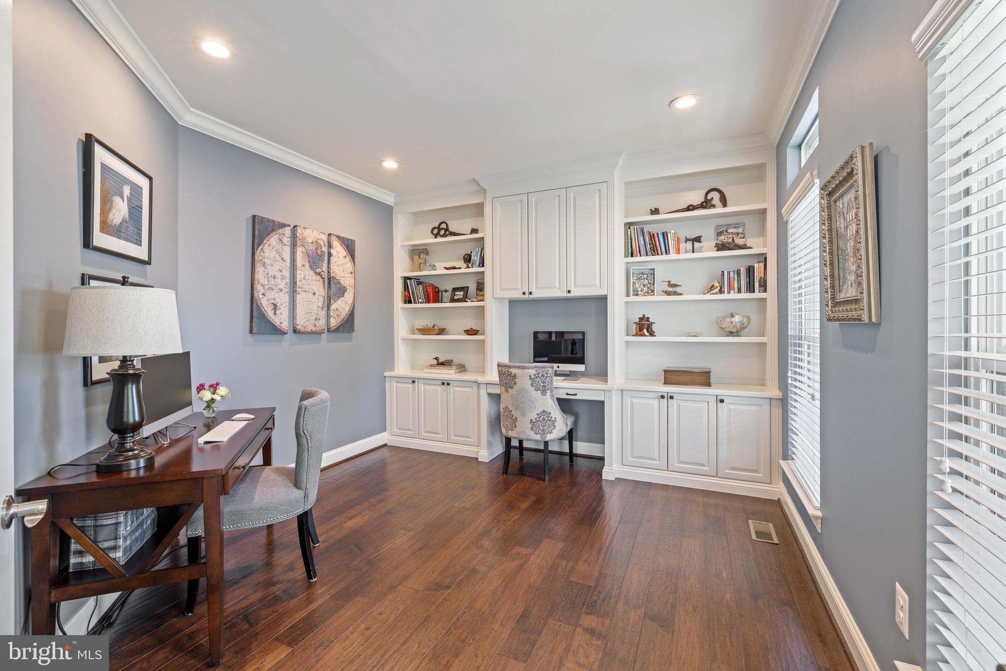 LAKE POINT ROUND HILL - Residential