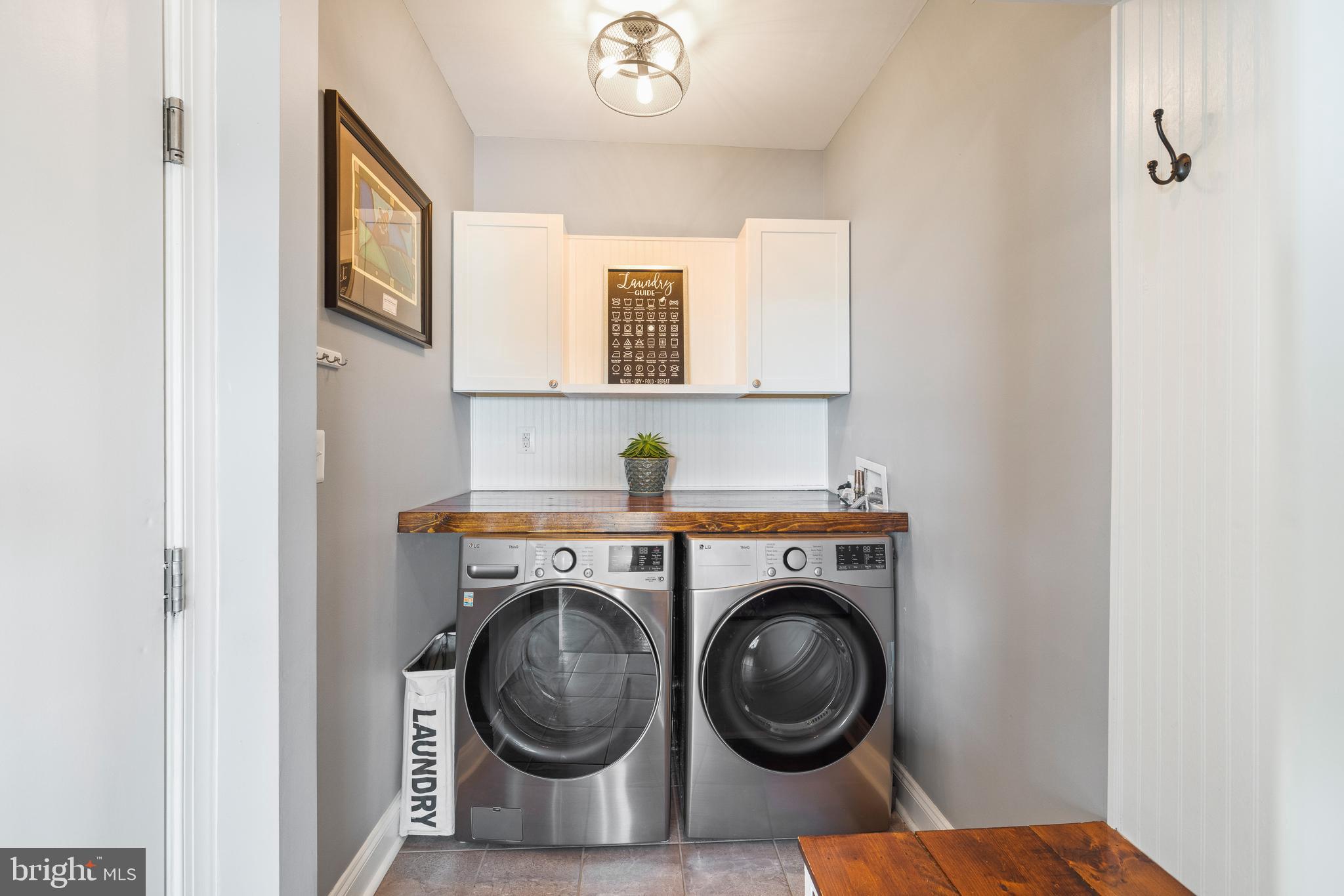 LAKE POINT ROUND HILL - Residential