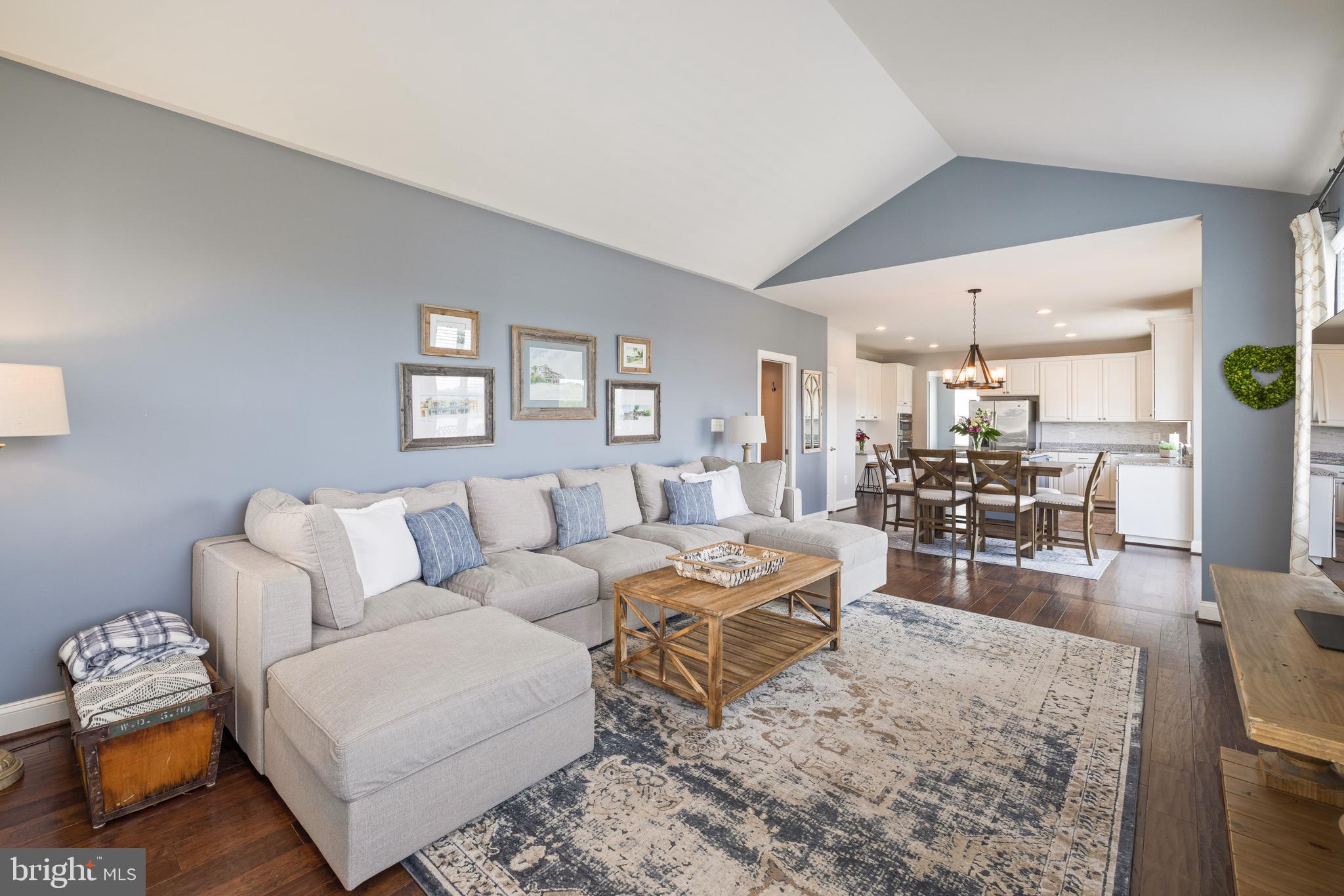 LAKE POINT ROUND HILL - Residential