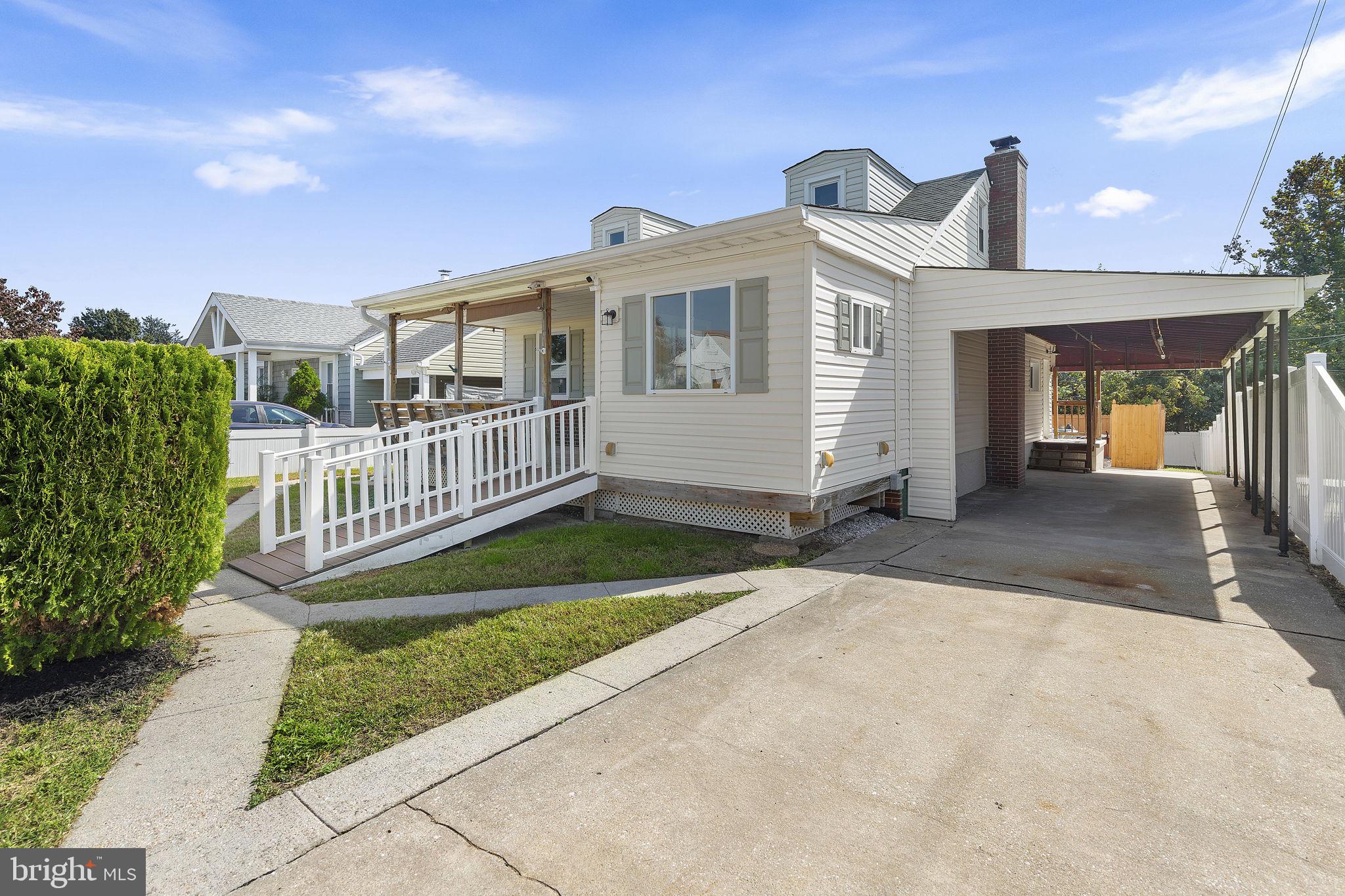 310 PINEWOOD ROAD