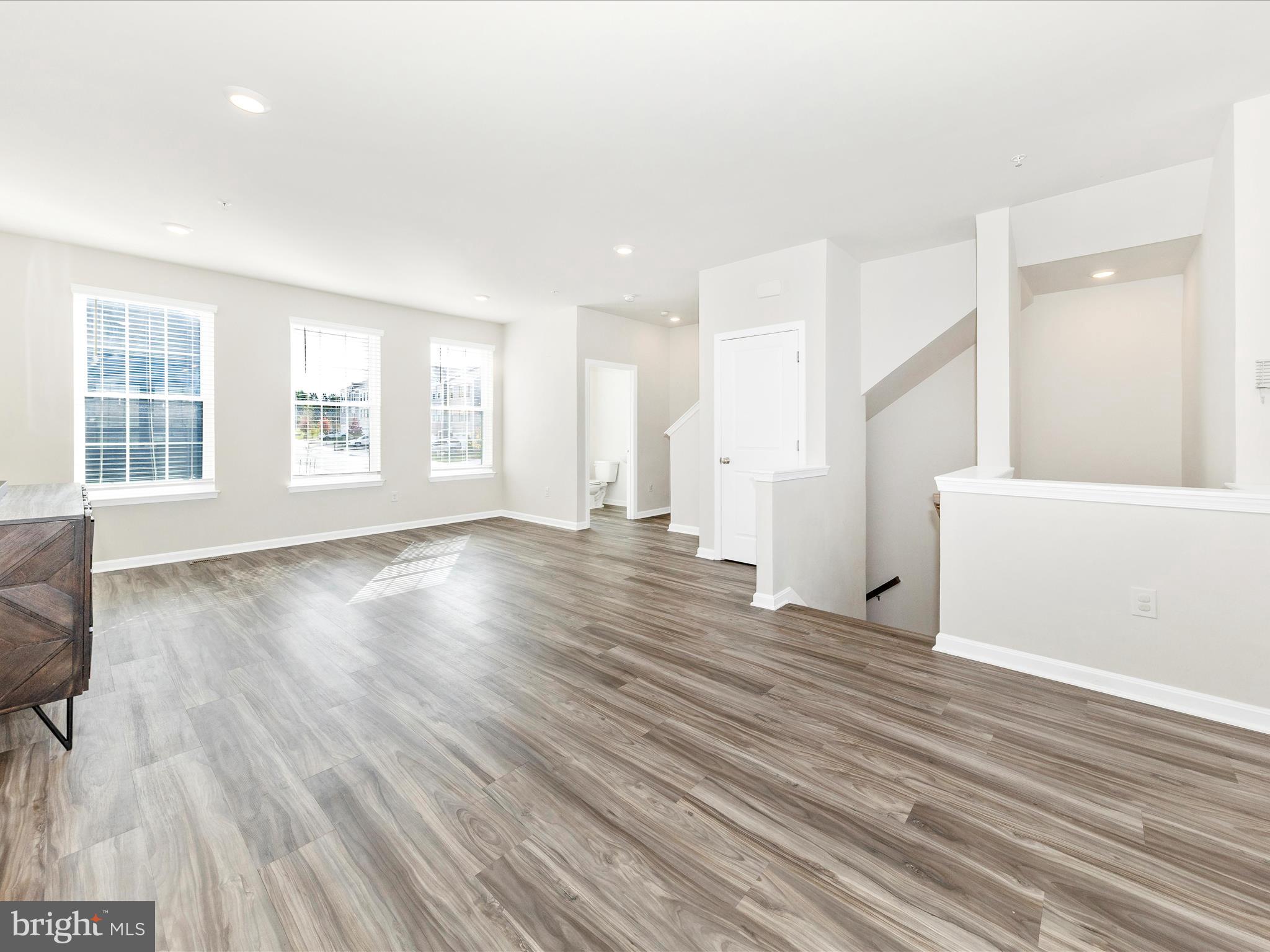 TUSCARORA CREEK - Residential Lease