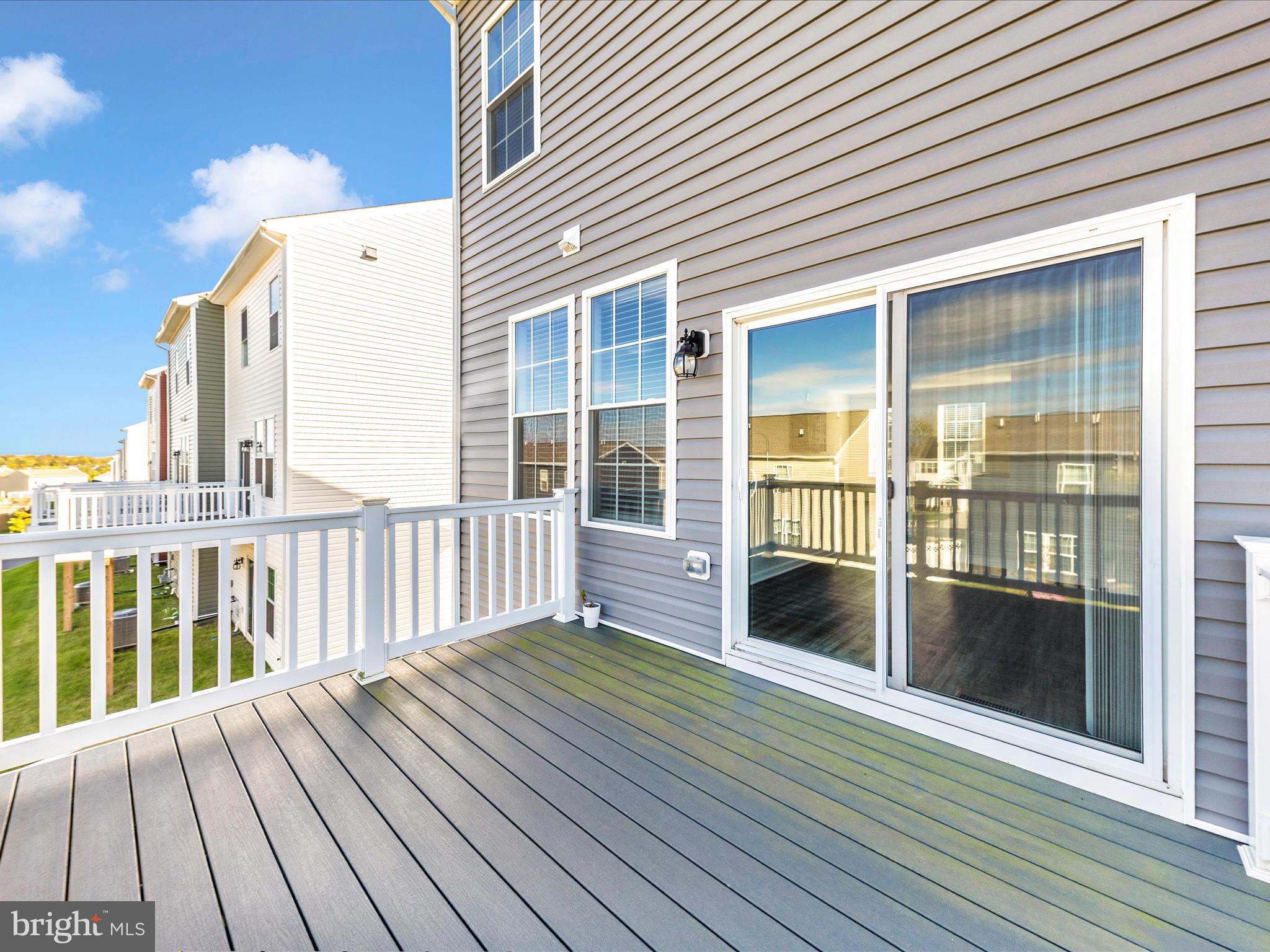 TUSCARORA CREEK - Residential Lease