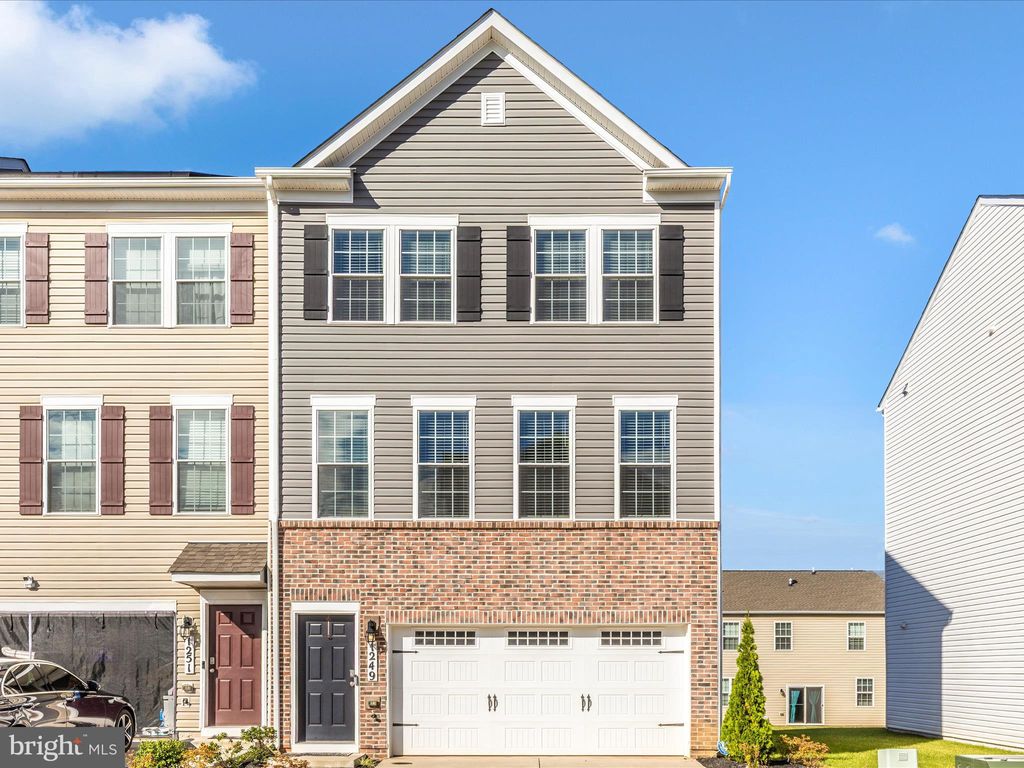 Photo of 1249 Apollo Drive, FREDERICK, MD 21702 (MLS # MDFR2070206)