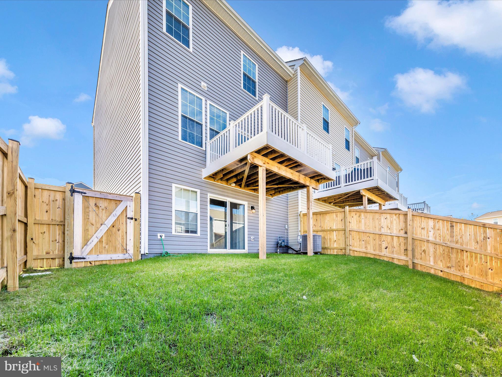 TUSCARORA CREEK - Residential Lease