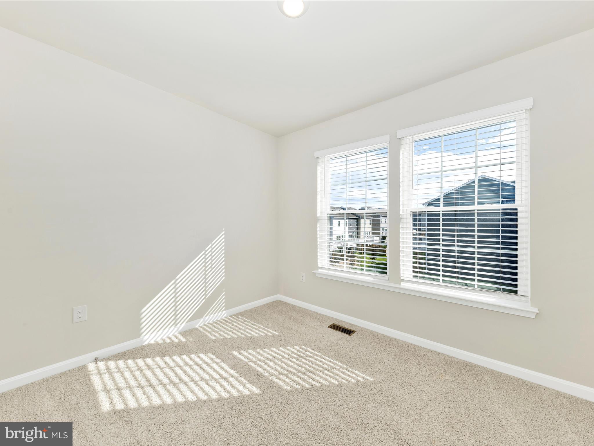 TUSCARORA CREEK - Residential Lease