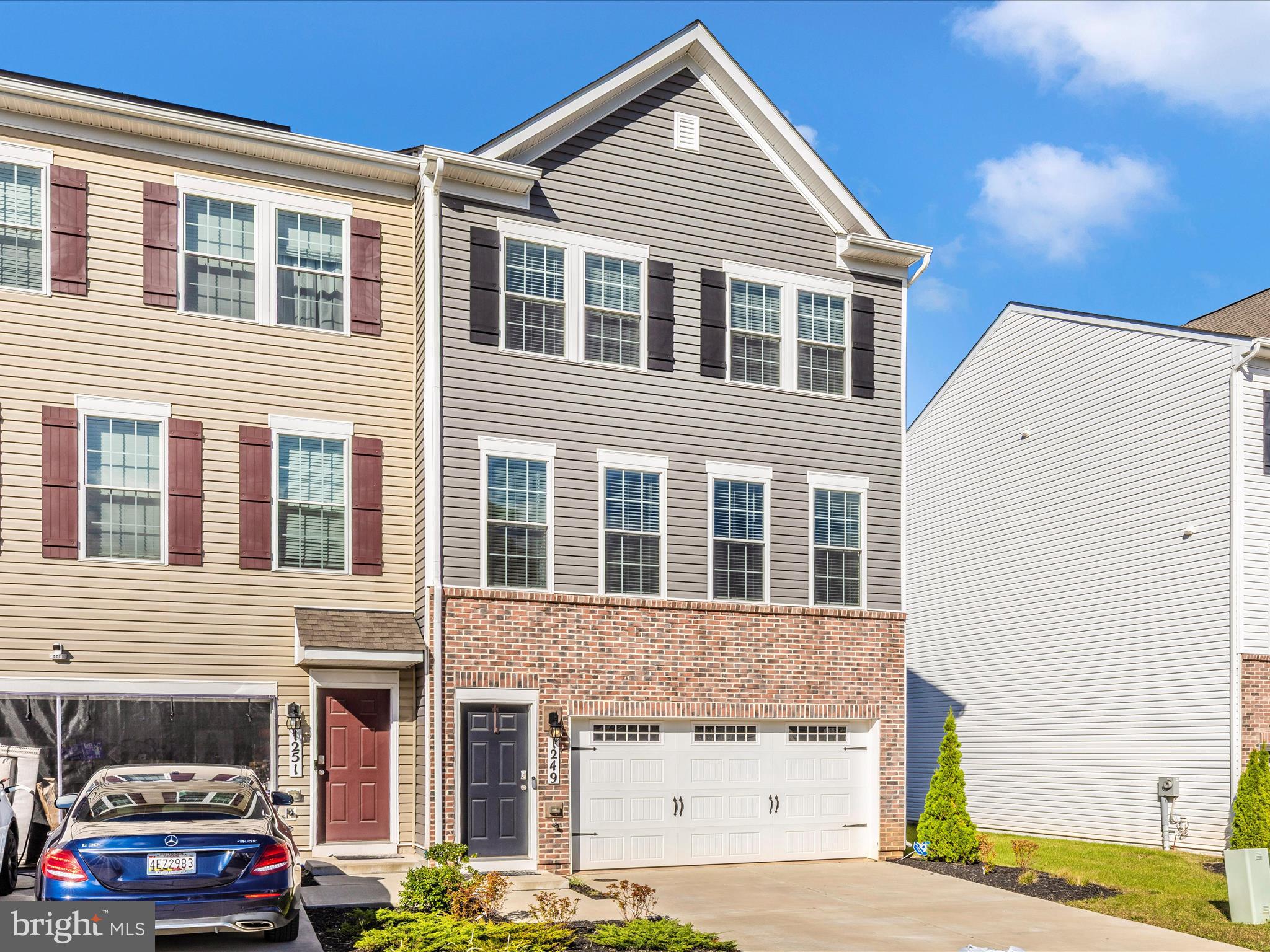 TUSCARORA CREEK - Residential Lease