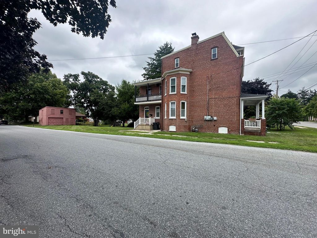 Photo of 1401 Manor Street, Columbia, PA 17512 (MLS # PALA2054062)