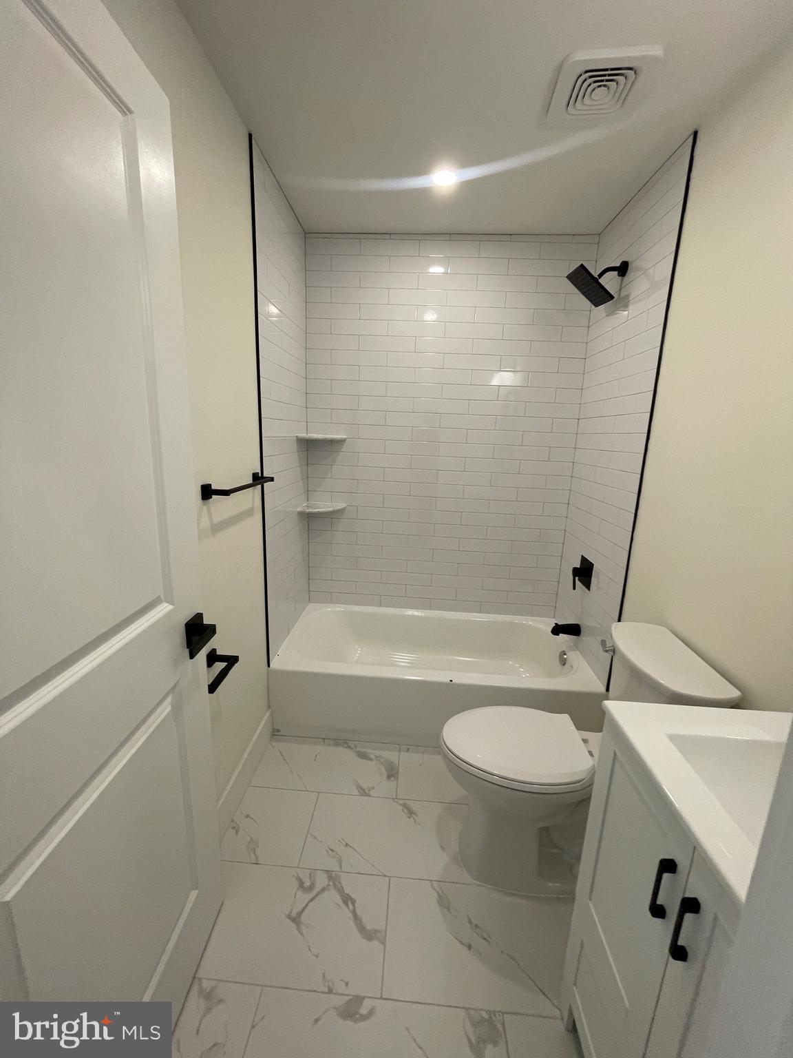 COBBS CREEK - Residential Lease