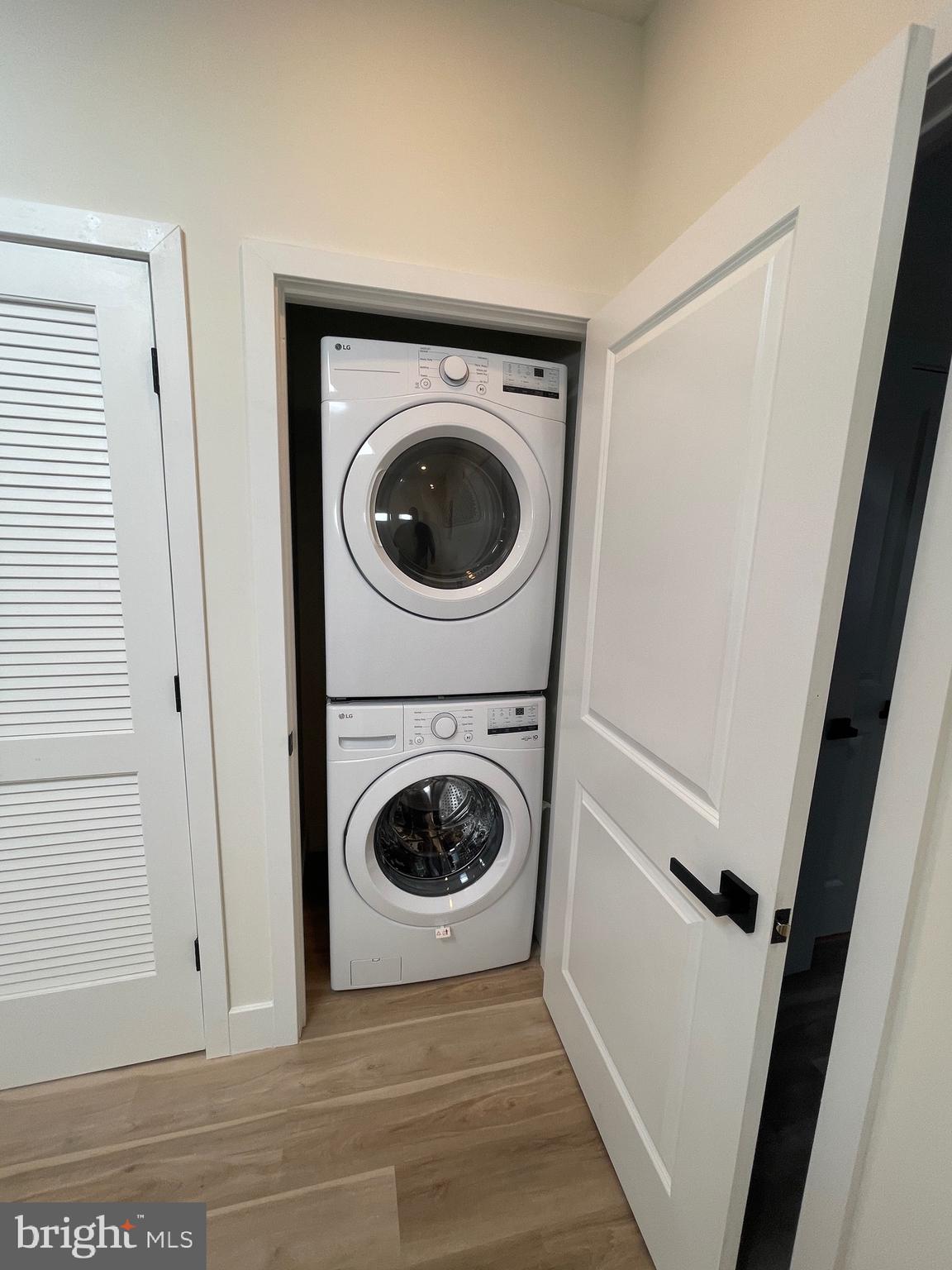 COBBS CREEK - Residential Lease