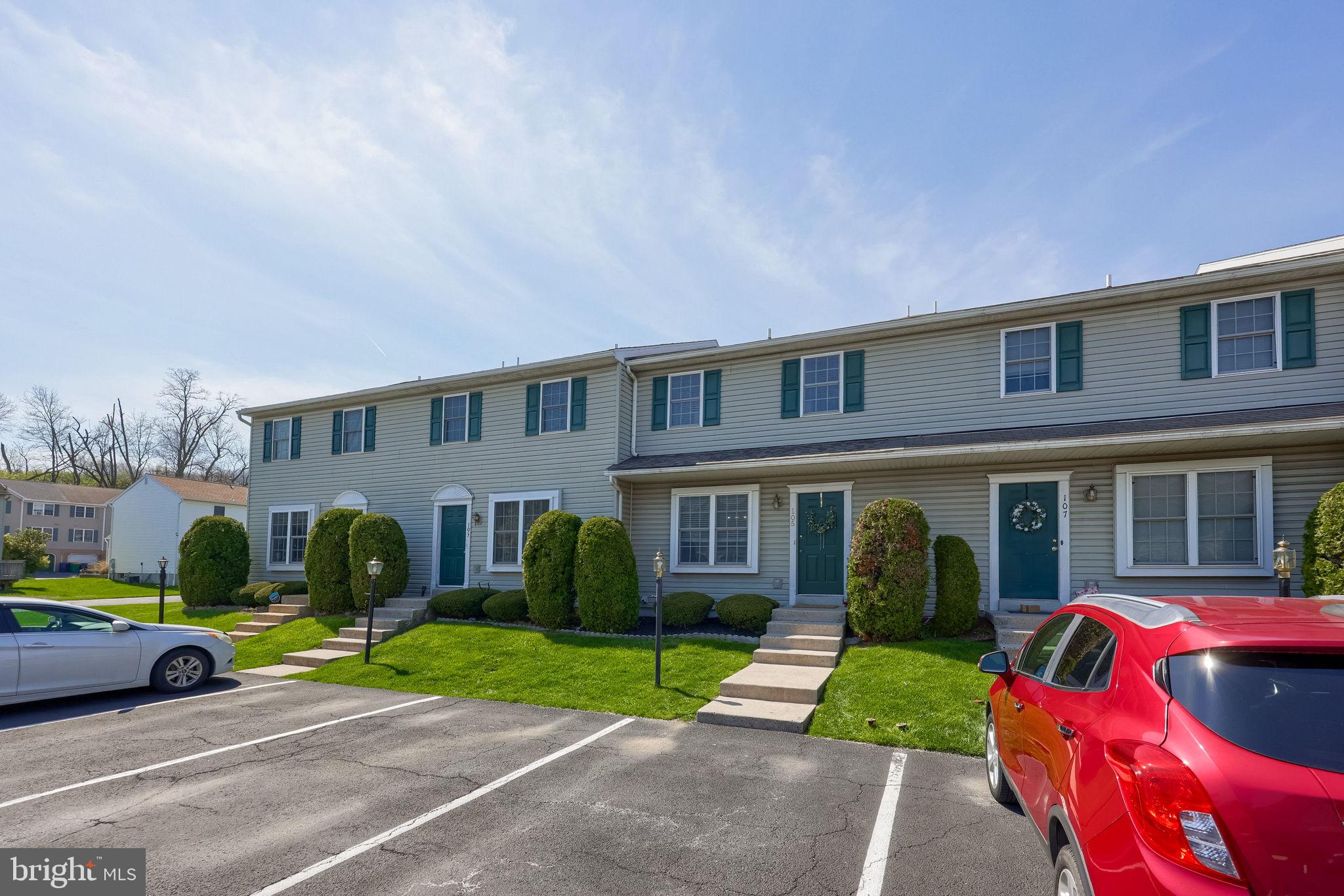 SINKING SPRING - Residential