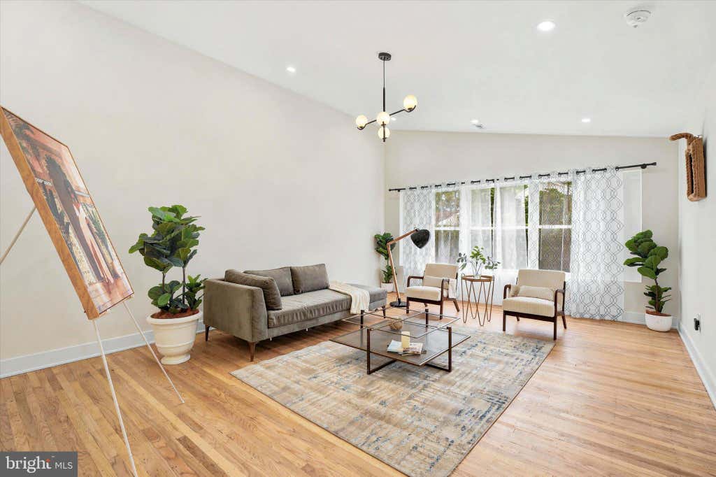 Photo of 1919 Cobden Rd, GLENSIDE, PA 19038 (MLS # PAMC2183972)