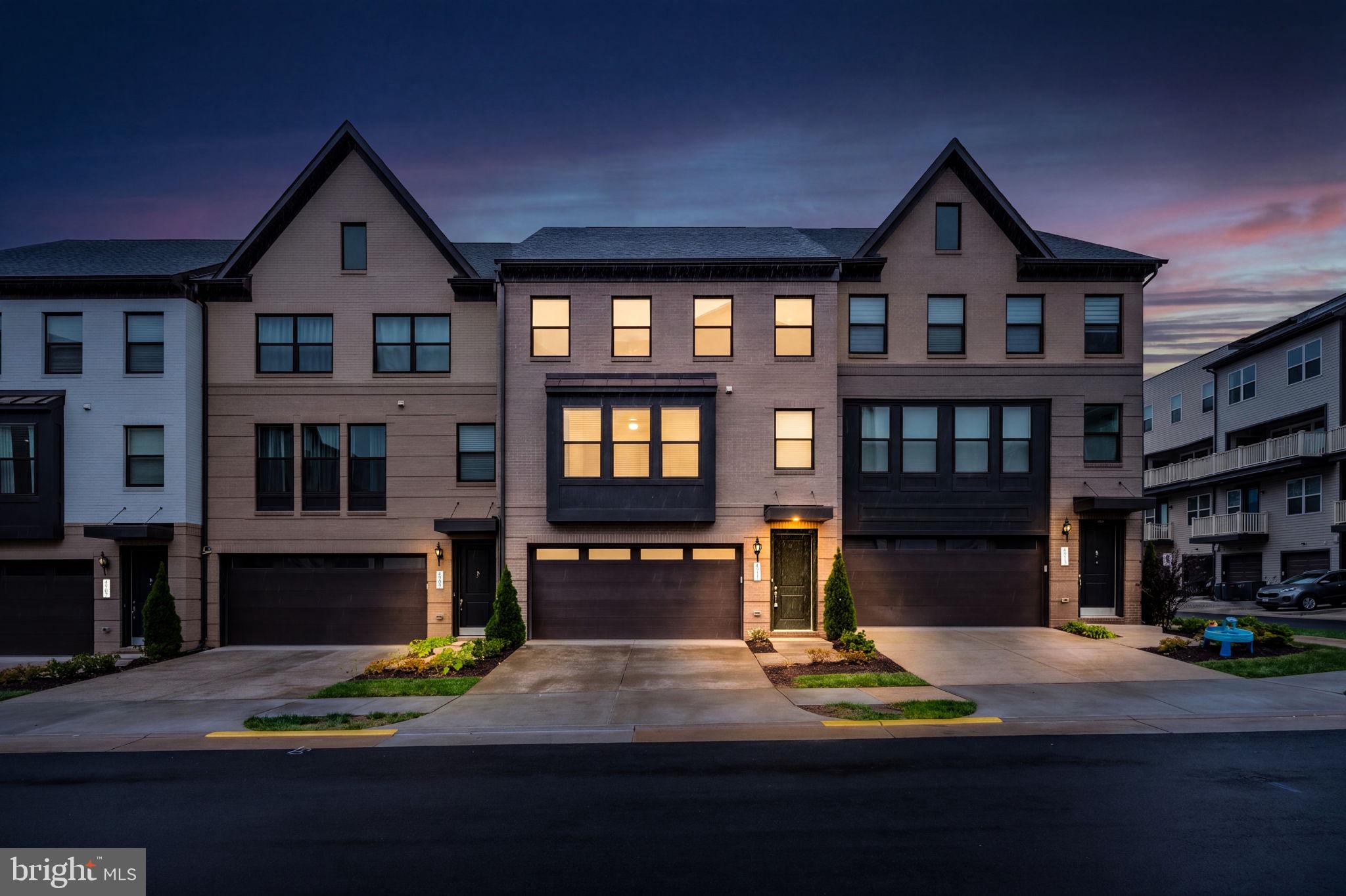 4911 LONGMIRE WAY