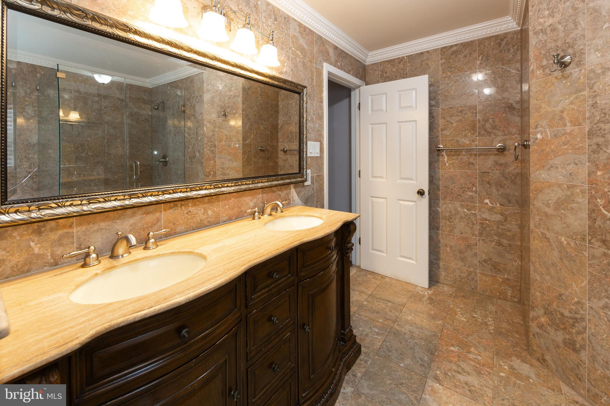 BRIDGETOWN KNOLL - Residential