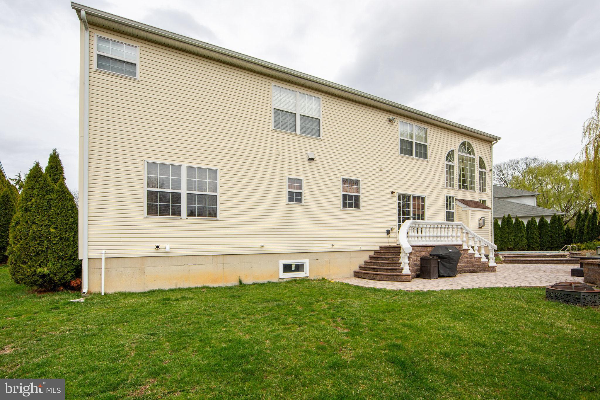 BRIDGETOWN KNOLL - Residential