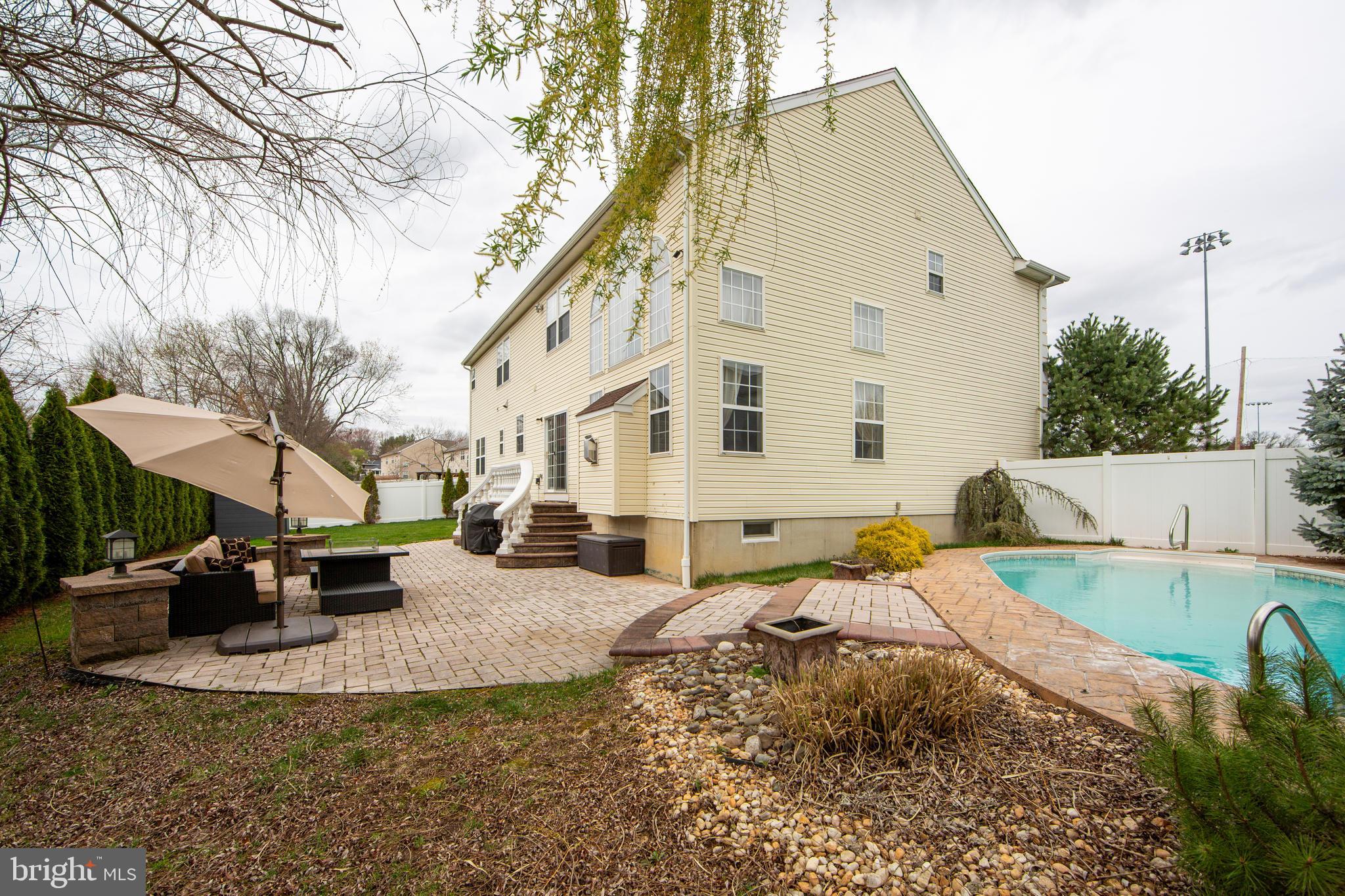 BRIDGETOWN KNOLL - Residential