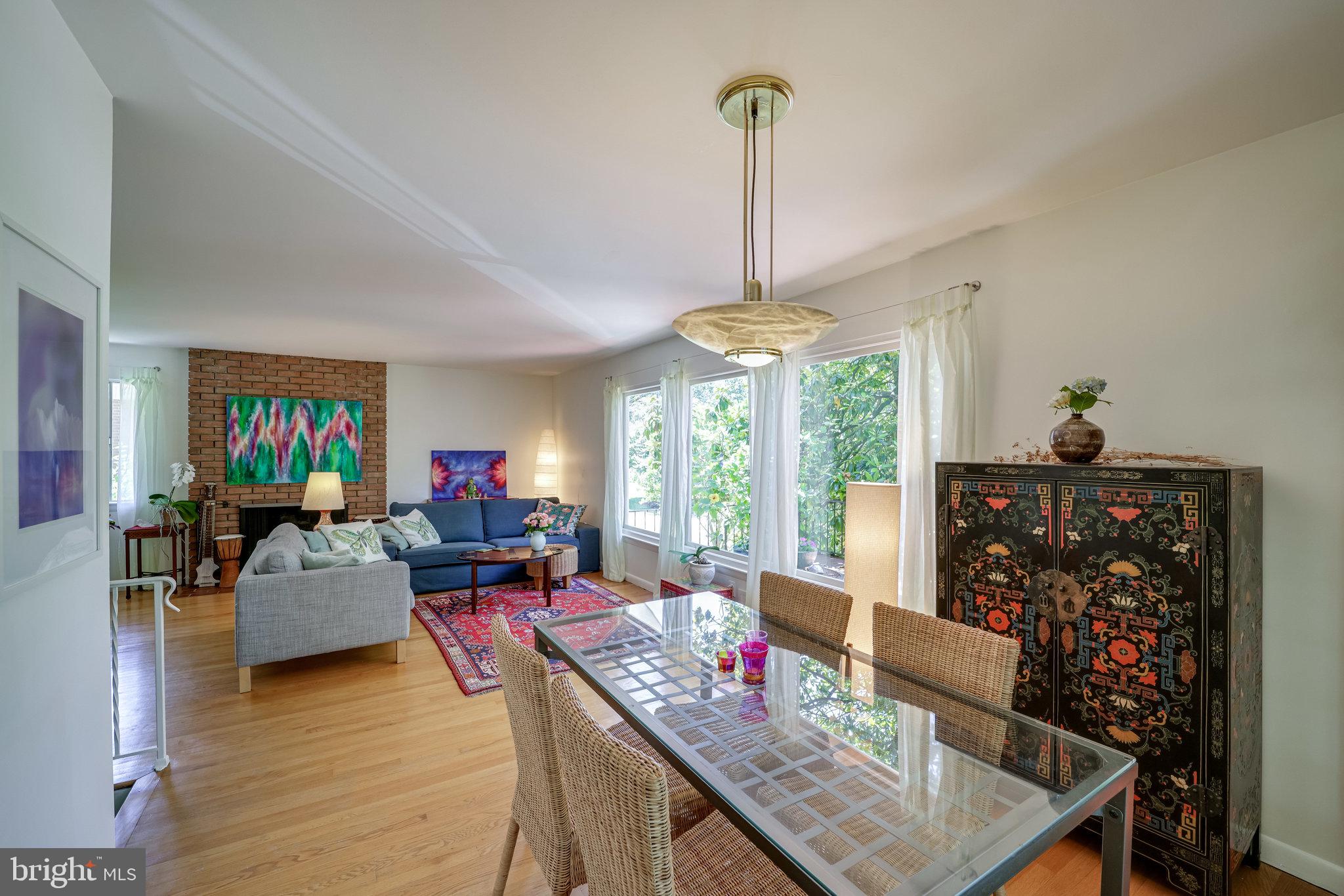 HICKORY KNOLL - Residential