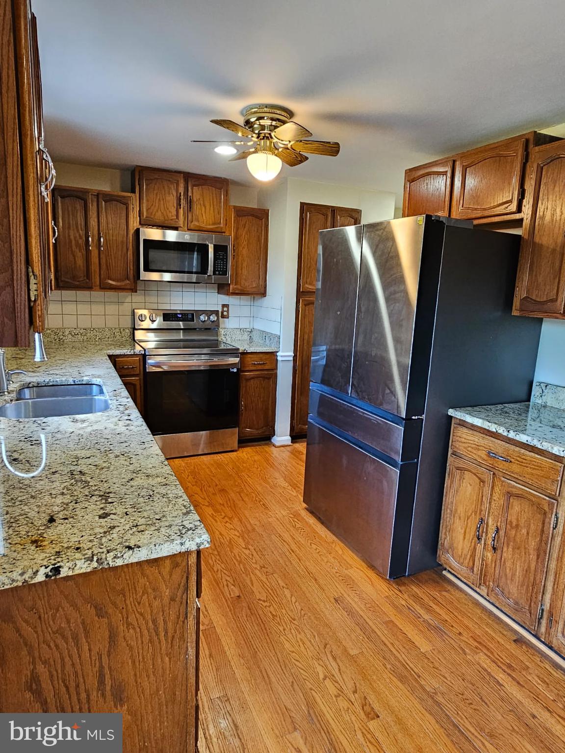 FLOWER HILL - Residential Lease