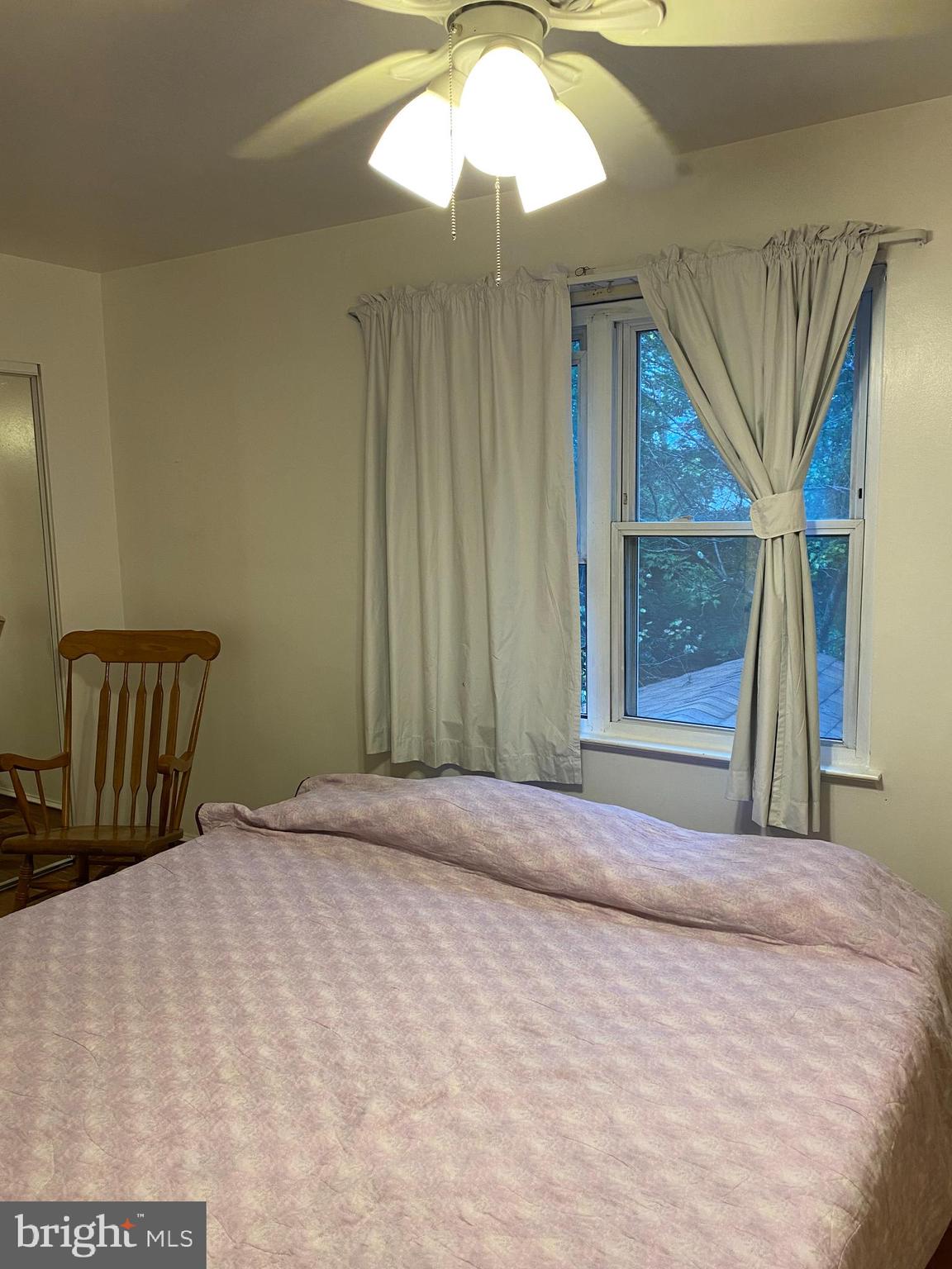 TOWN AND COUNTRY - Residential