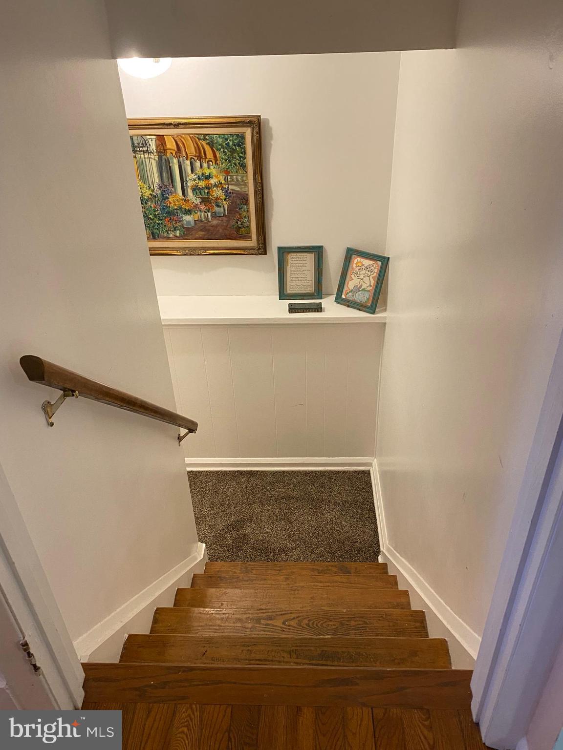 TOWN AND COUNTRY - Residential