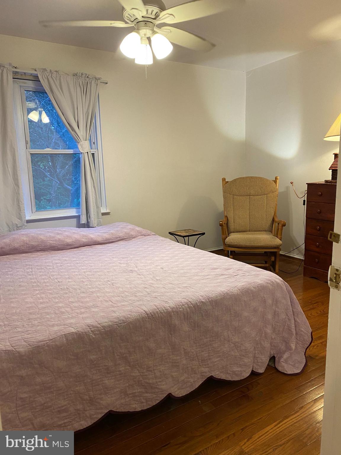 TOWN AND COUNTRY - Residential