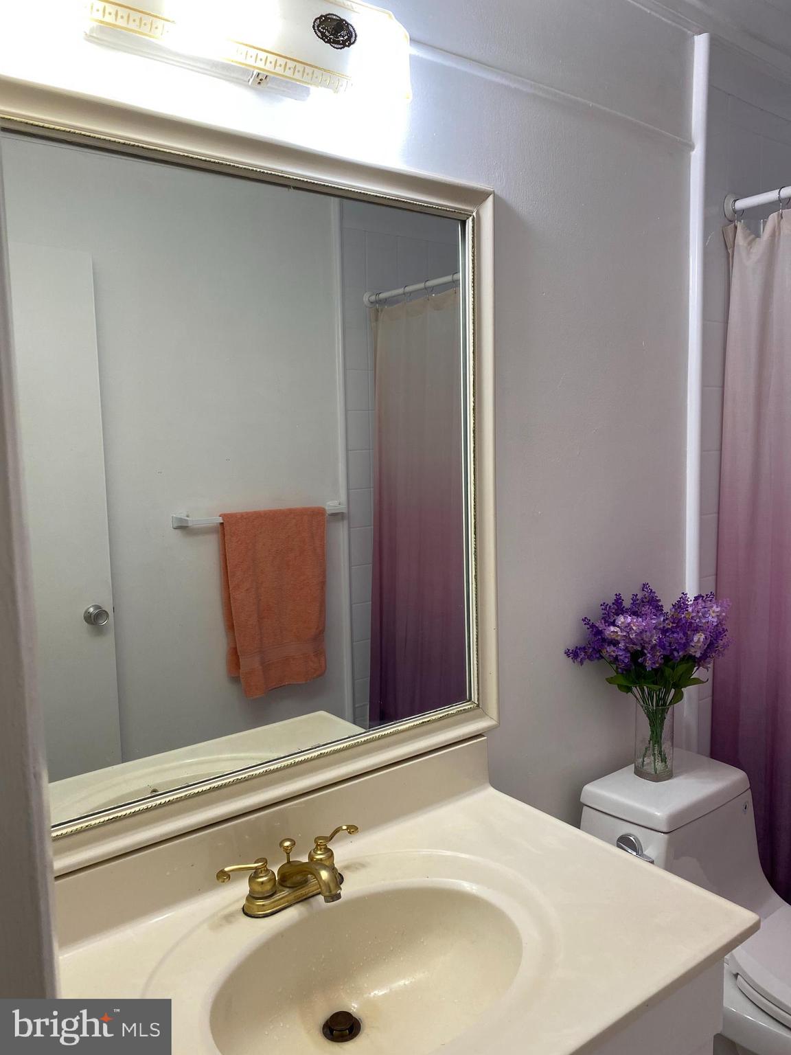 TOWN AND COUNTRY - Residential