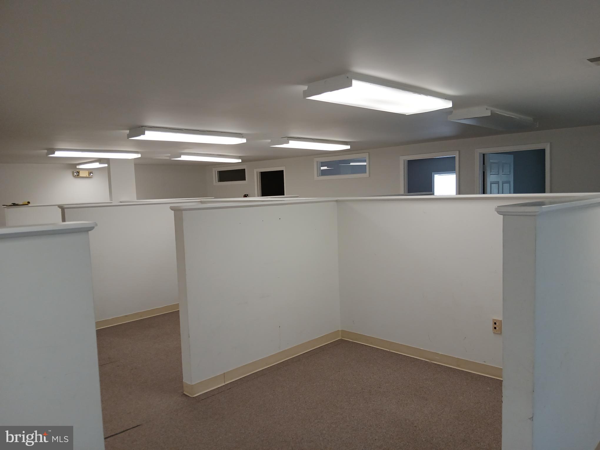 8791 COMMERCE COURT 201