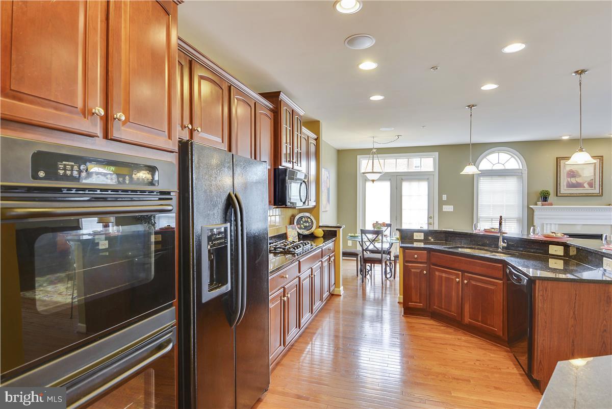 CROWN POINTE - Residential Lease