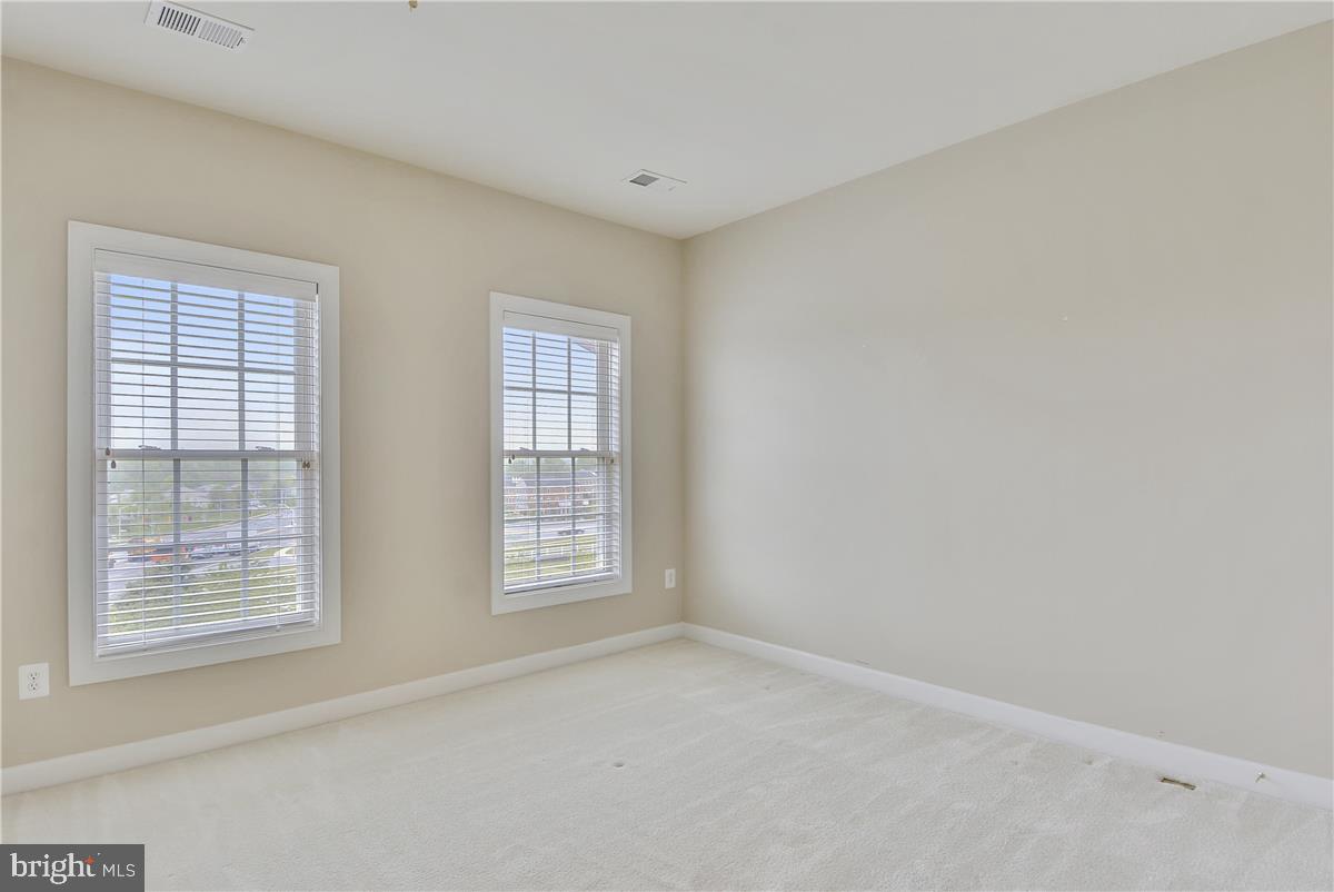 CROWN POINTE - Residential Lease