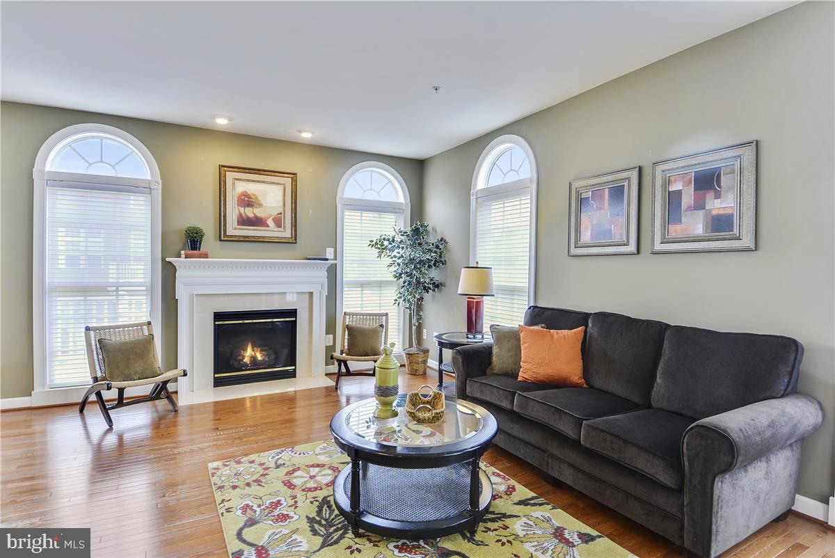 CROWN POINTE - Residential Lease