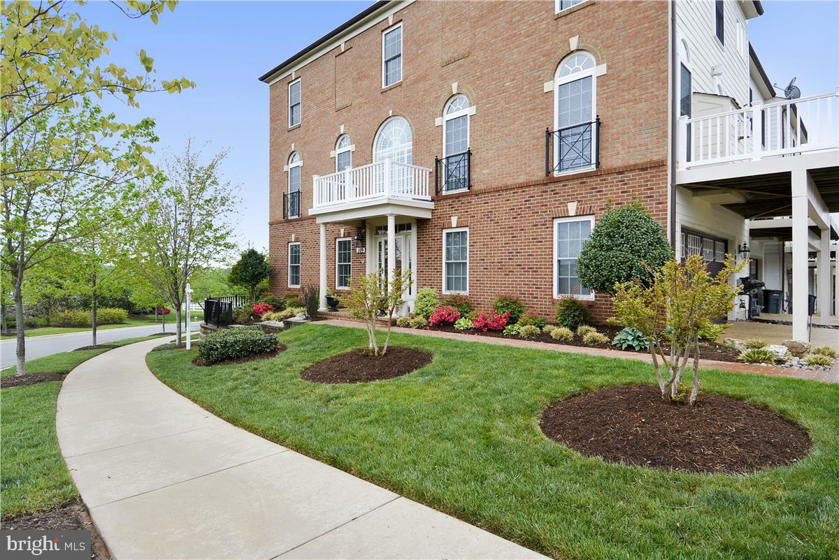 CROWN POINTE - Residential Lease