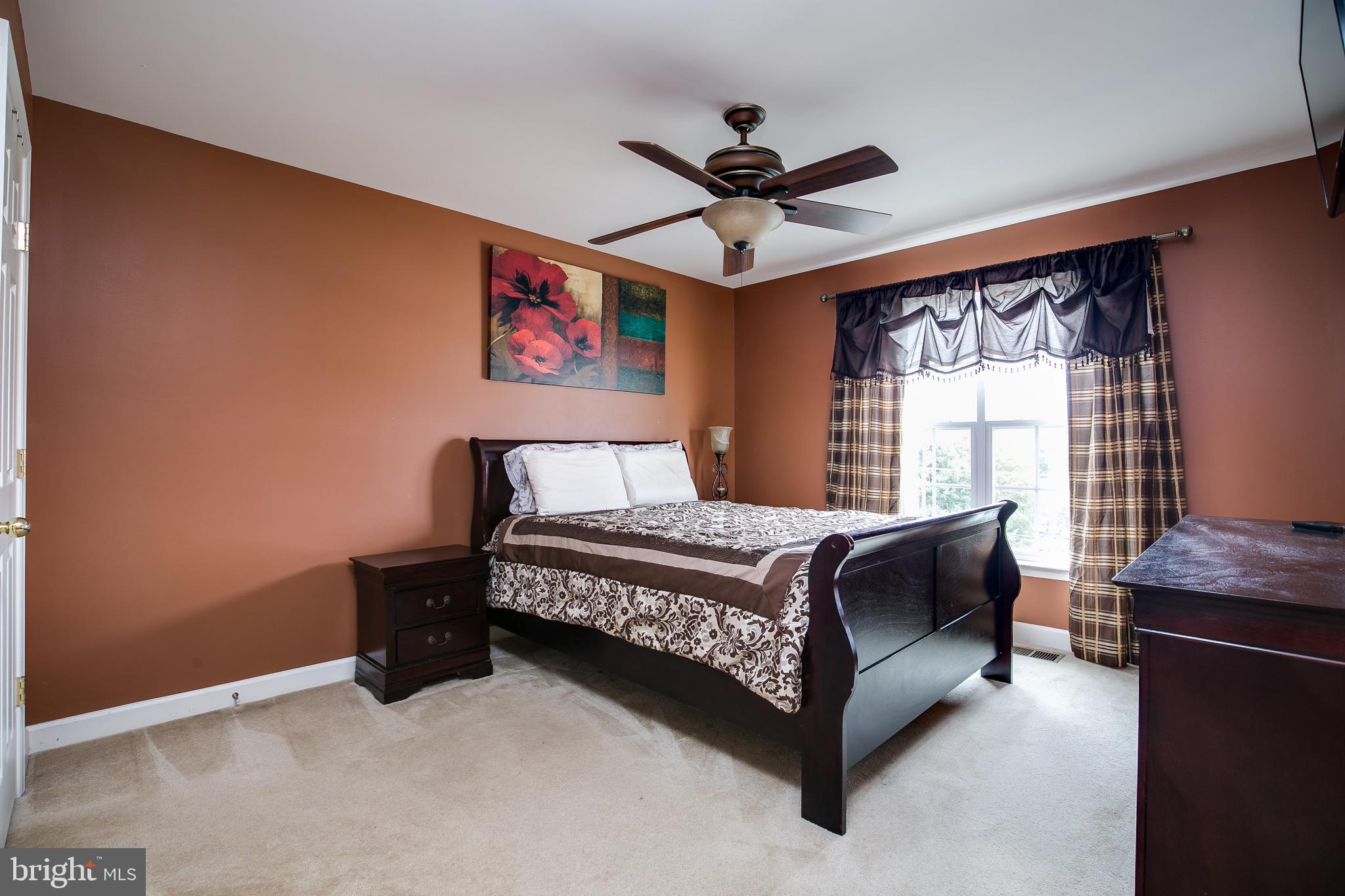 CENTREVILLE CROSSING - Residential