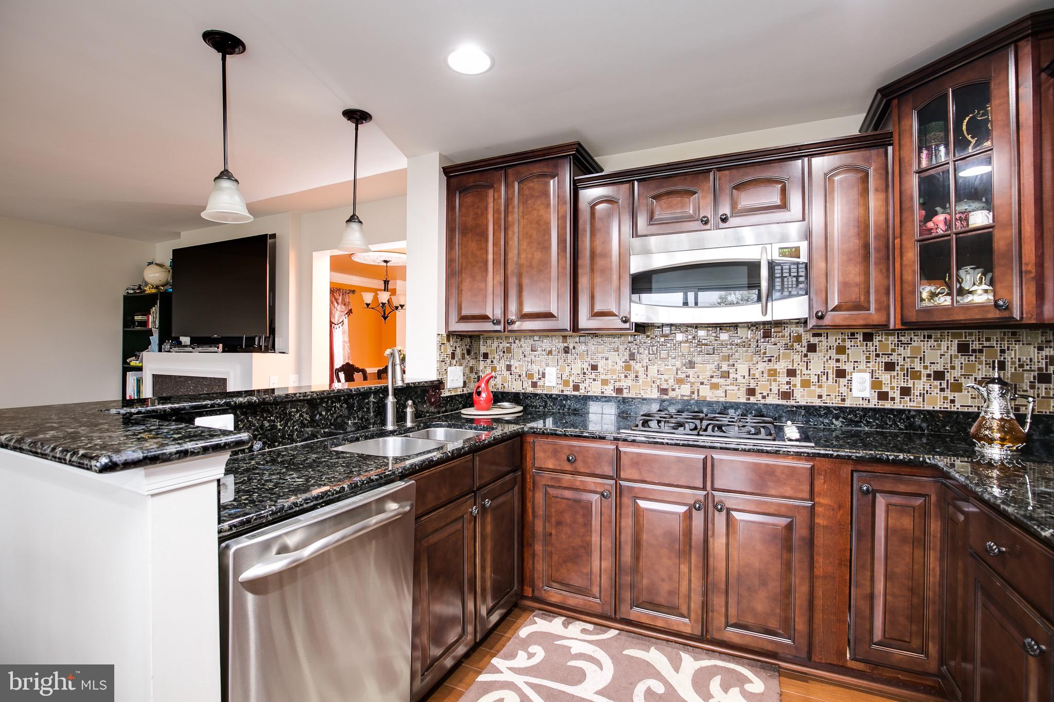 CENTREVILLE CROSSING - Residential