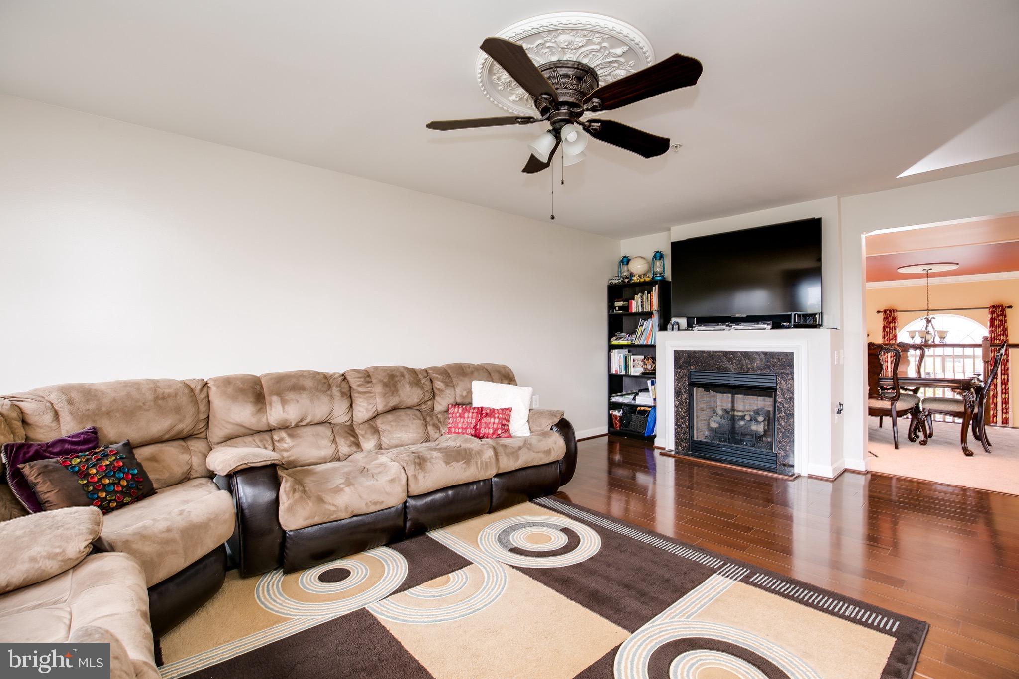 CENTREVILLE CROSSING - Residential