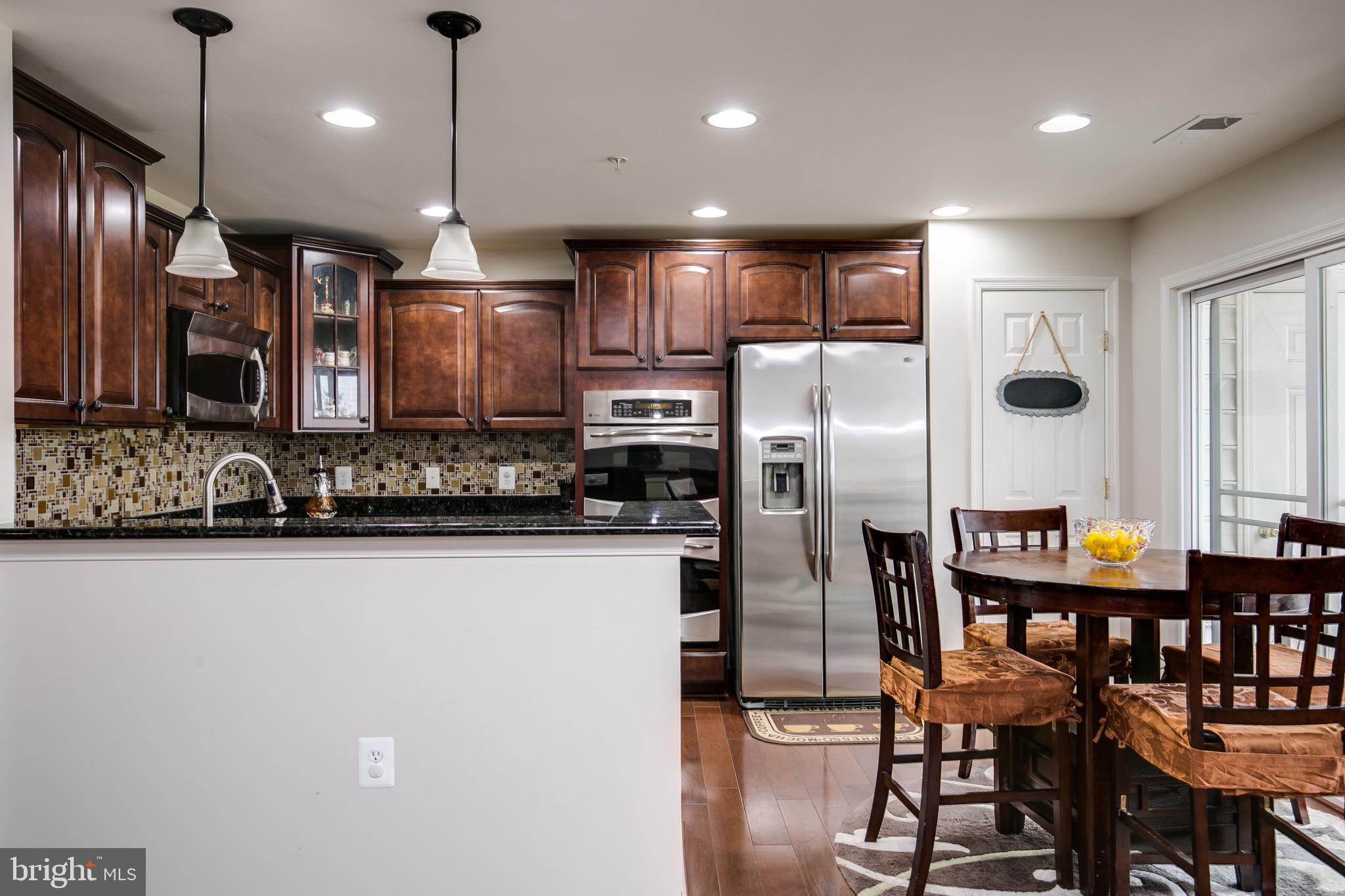 CENTREVILLE CROSSING - Residential