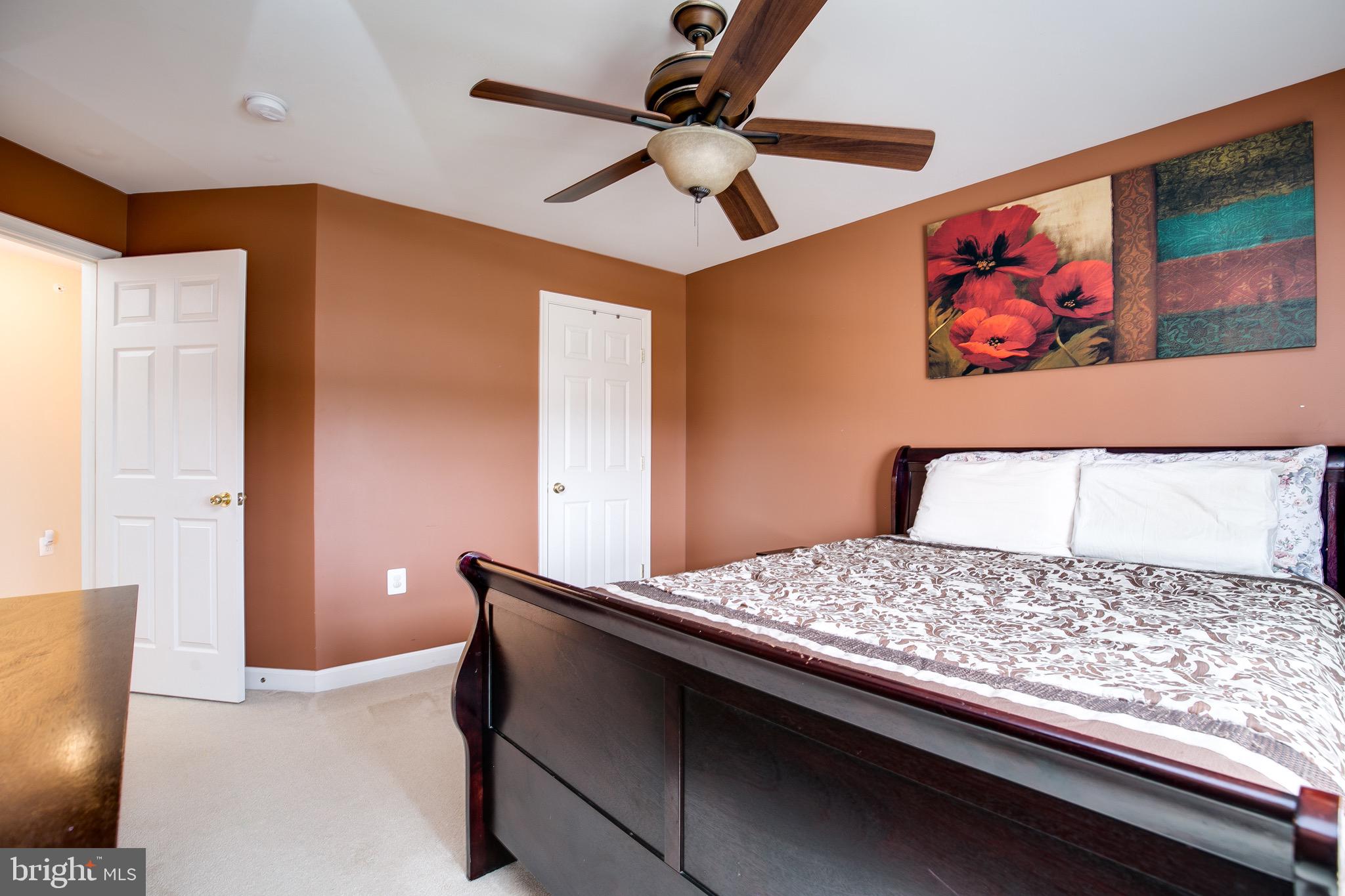 CENTREVILLE CROSSING - Residential