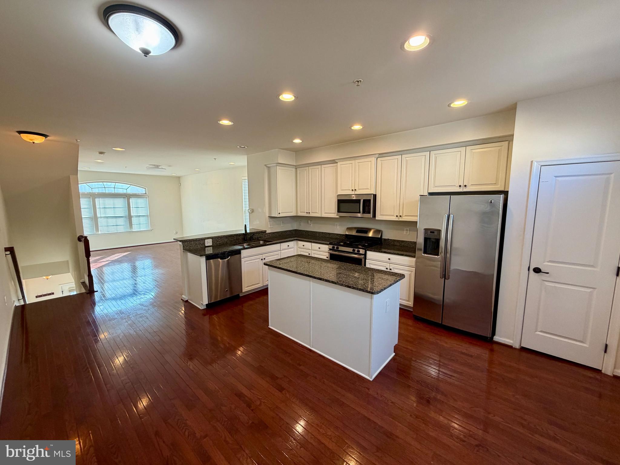 PARKSIDE - Residential