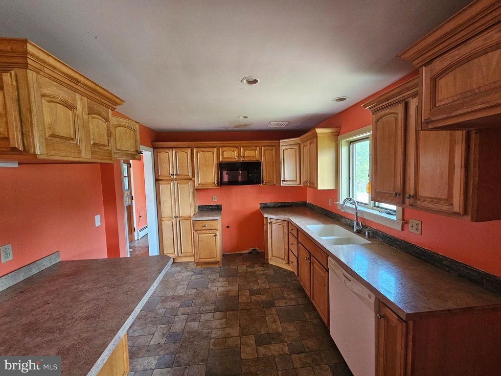 Photo of 1986 OLD PHILADELPHIA PIKE, LANCASTER, PA 17602 (MLS # PALA2035126)