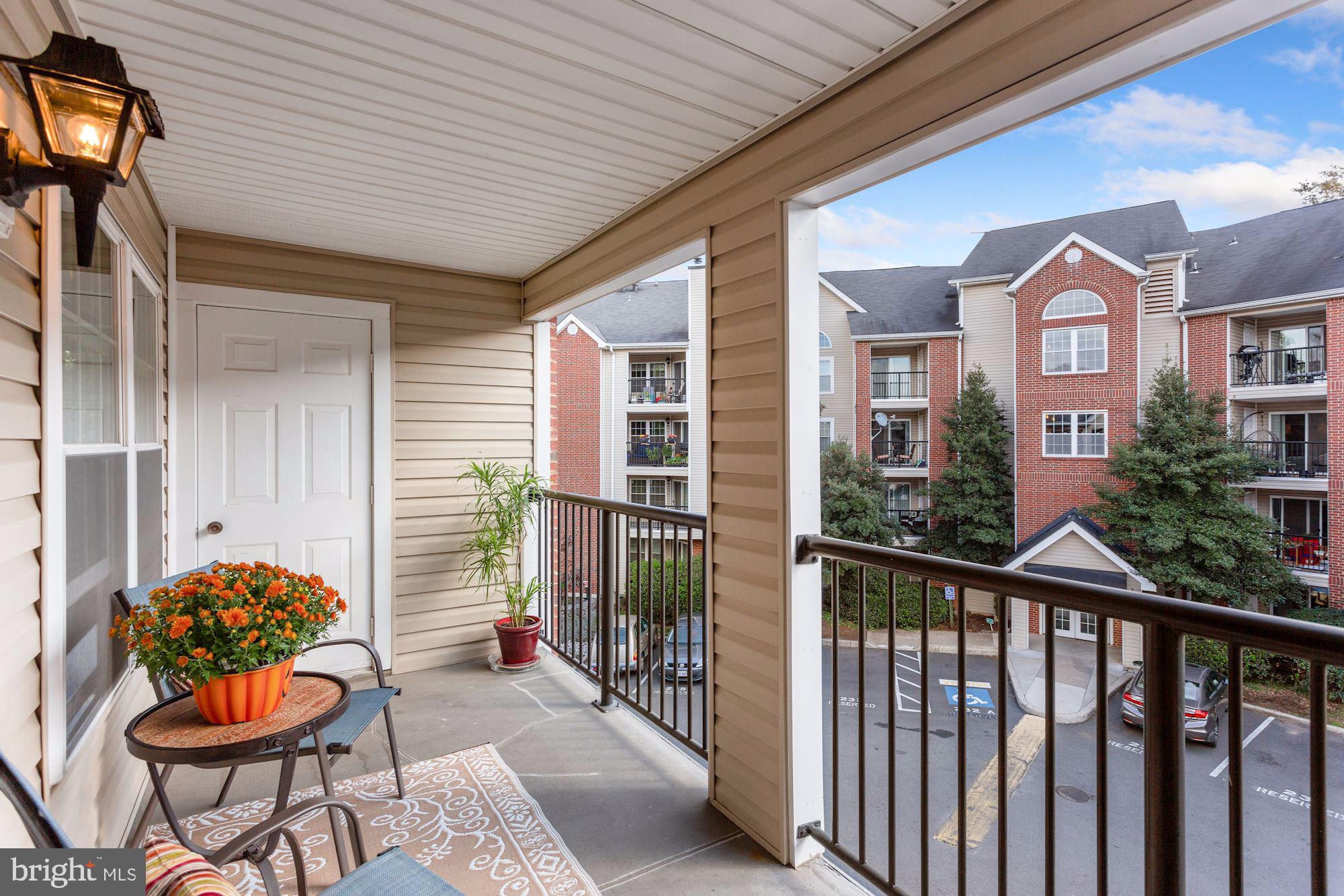 POINTE AT PARK CENTER - Residential